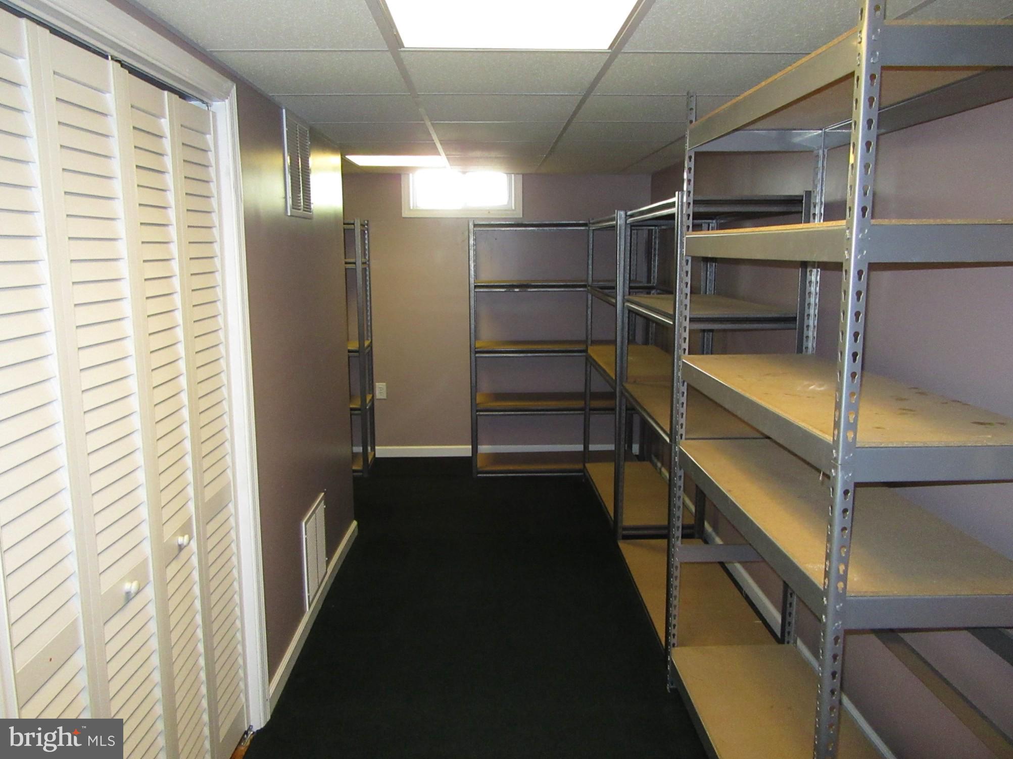 DOVE RUN - Residential Lease