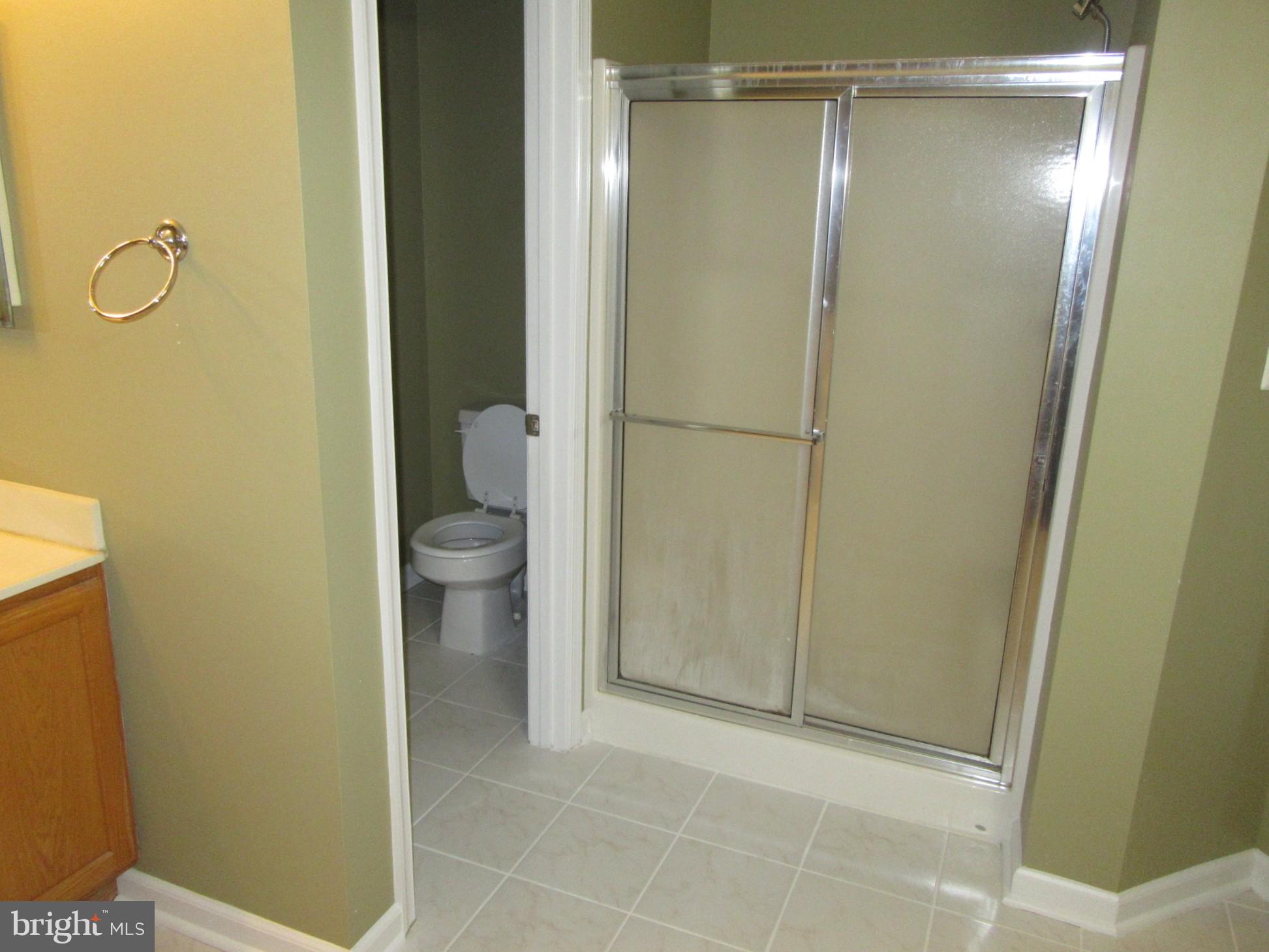 DOVE RUN - Residential Lease