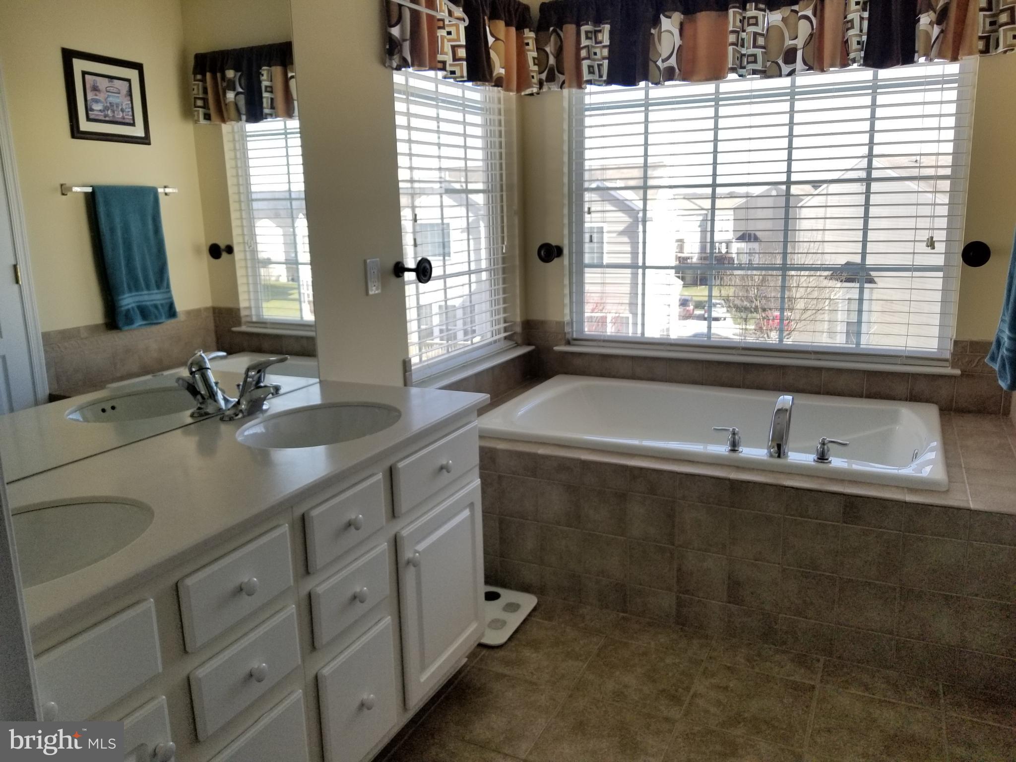 LONGFORD CROSSING - Residential Lease