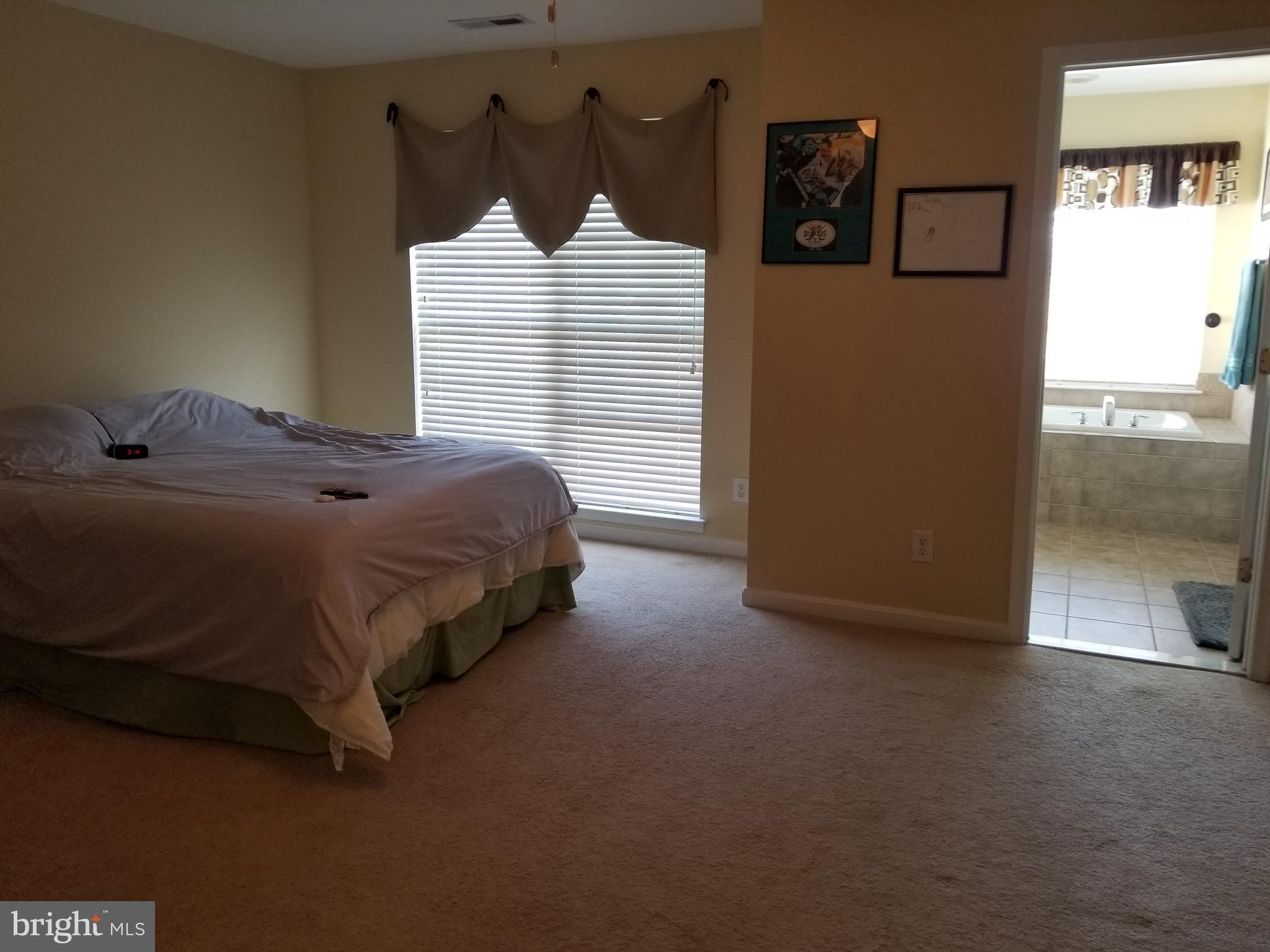 LONGFORD CROSSING - Residential Lease