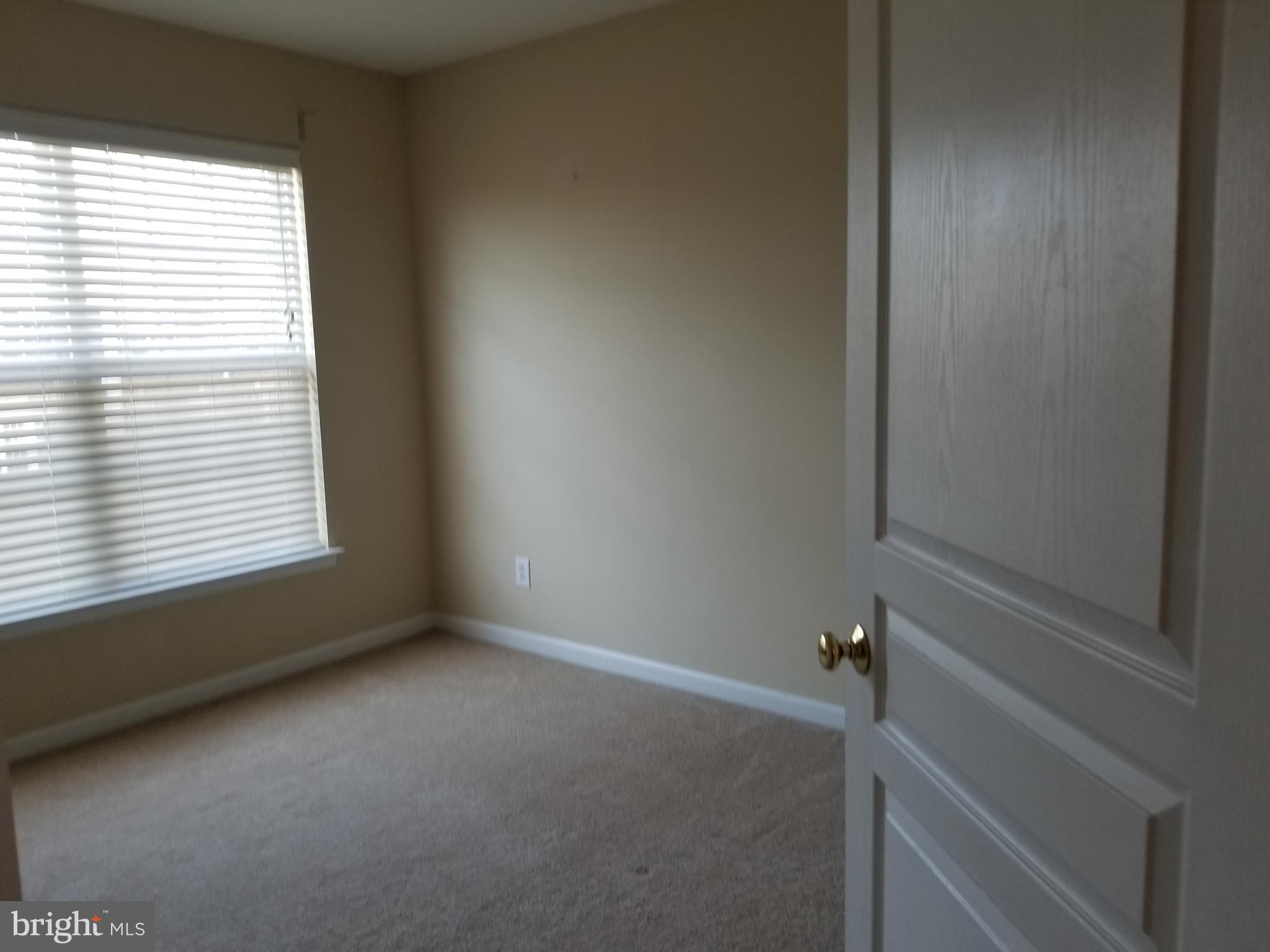 LONGFORD CROSSING - Residential Lease