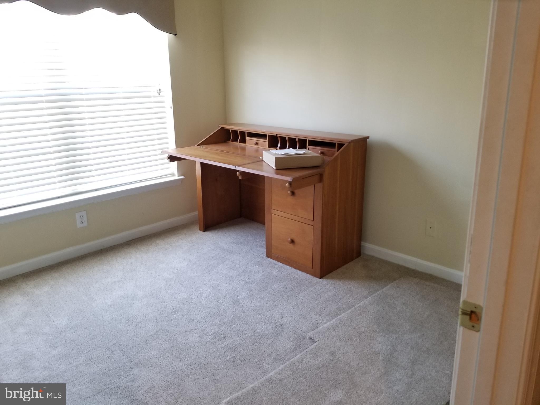 LONGFORD CROSSING - Residential Lease