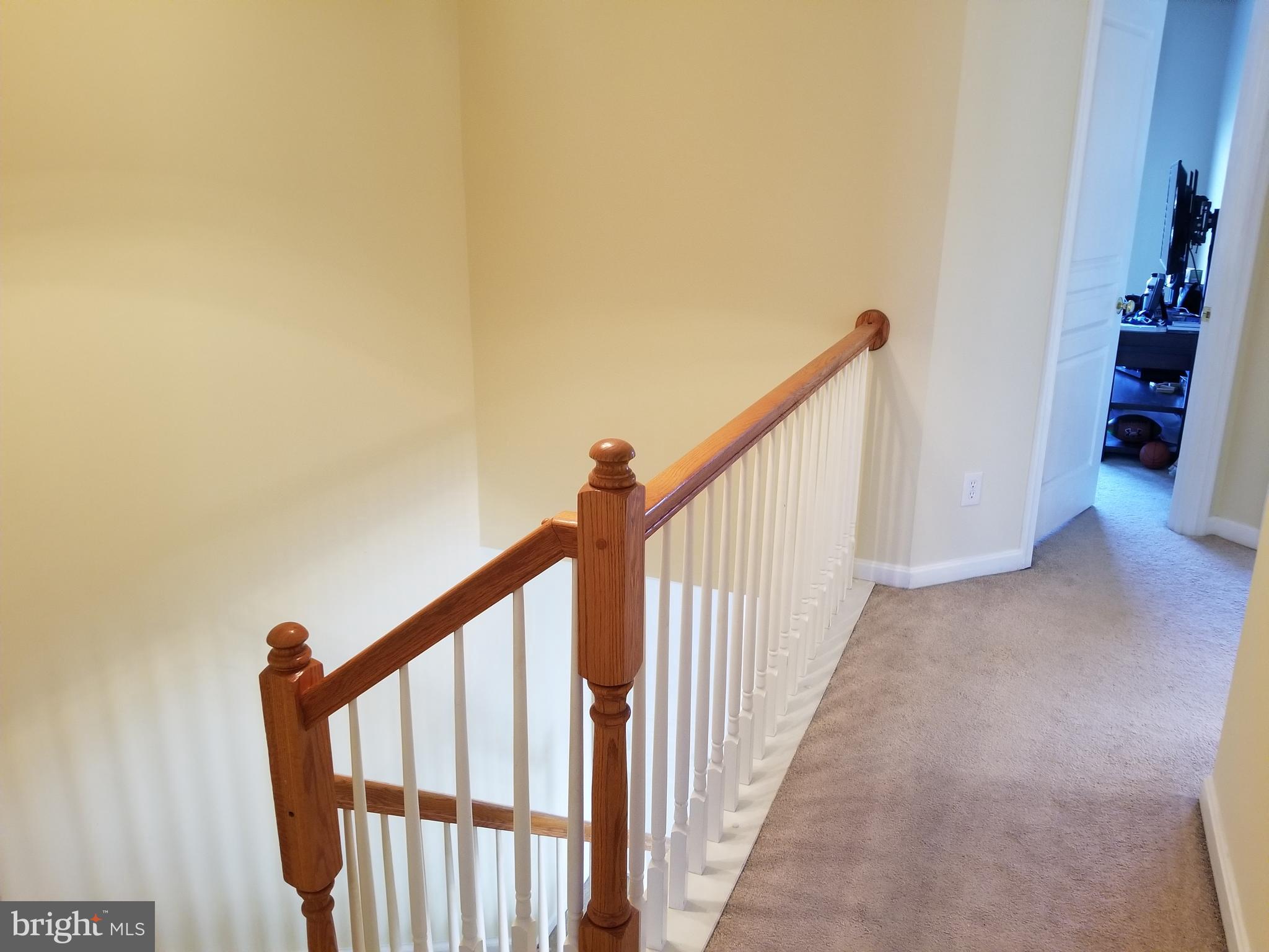 LONGFORD CROSSING - Residential Lease