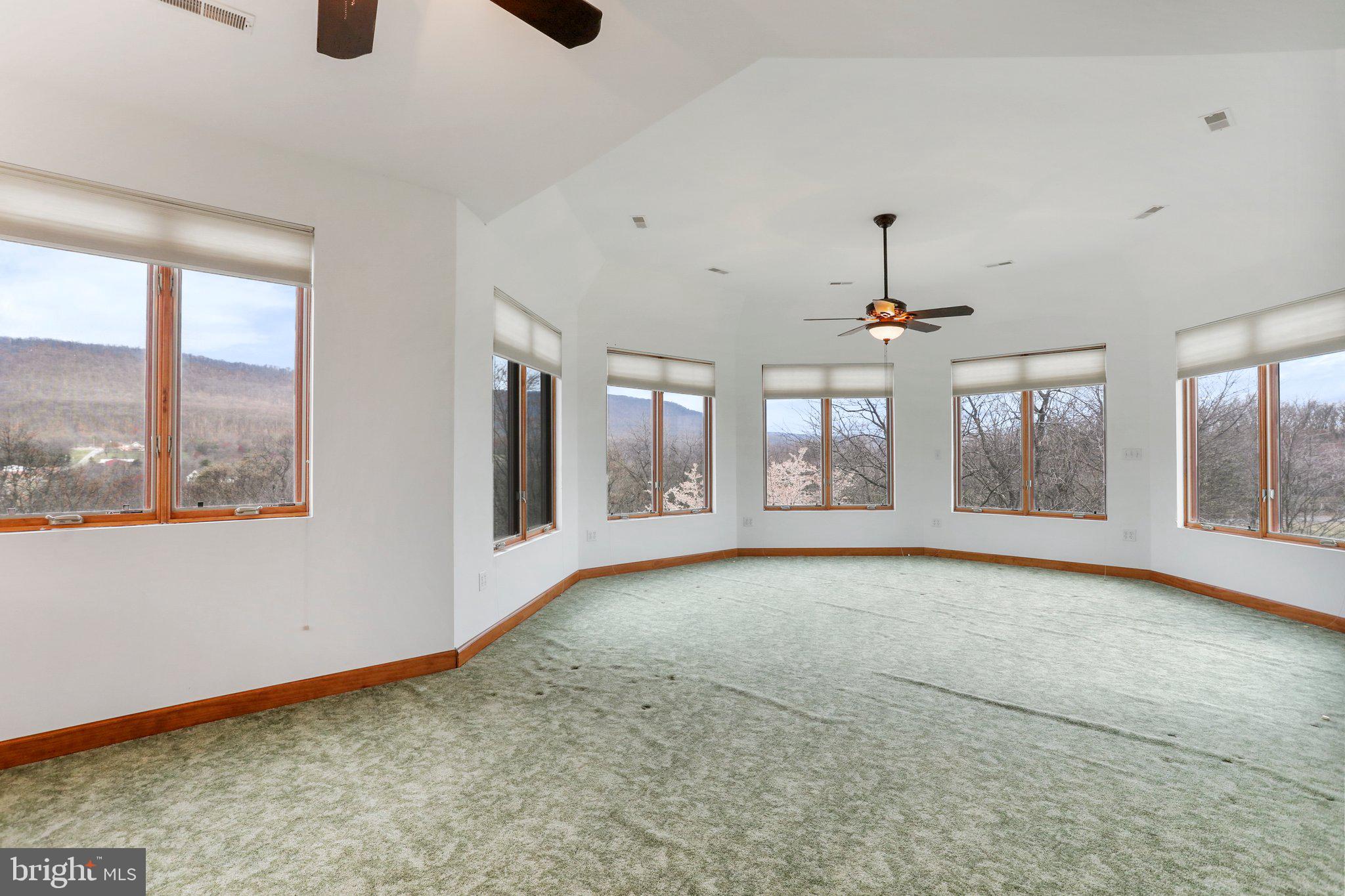 THE MEADOWS AT SLEEPY CREEK - Residential