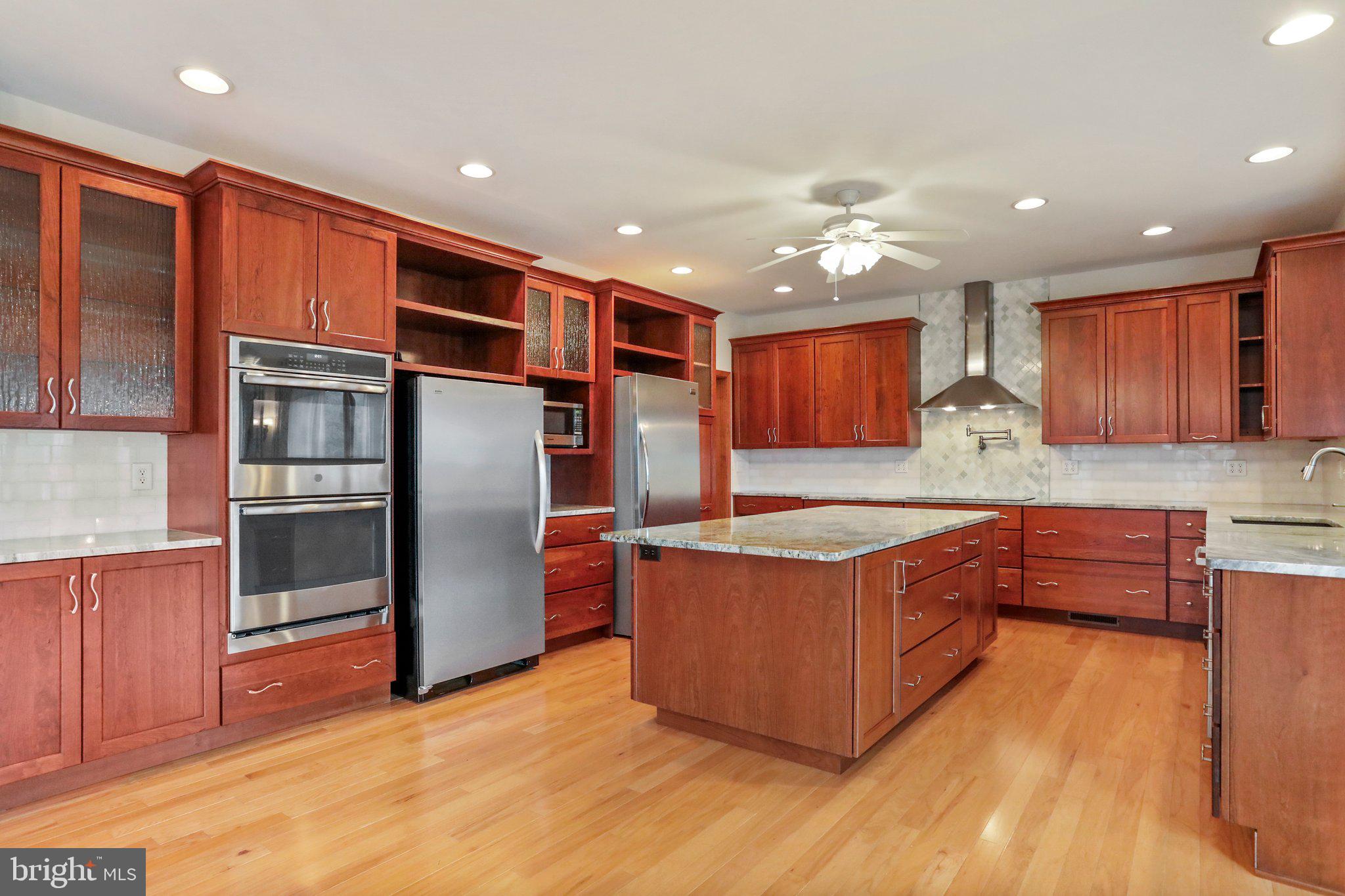 THE MEADOWS AT SLEEPY CREEK - Residential