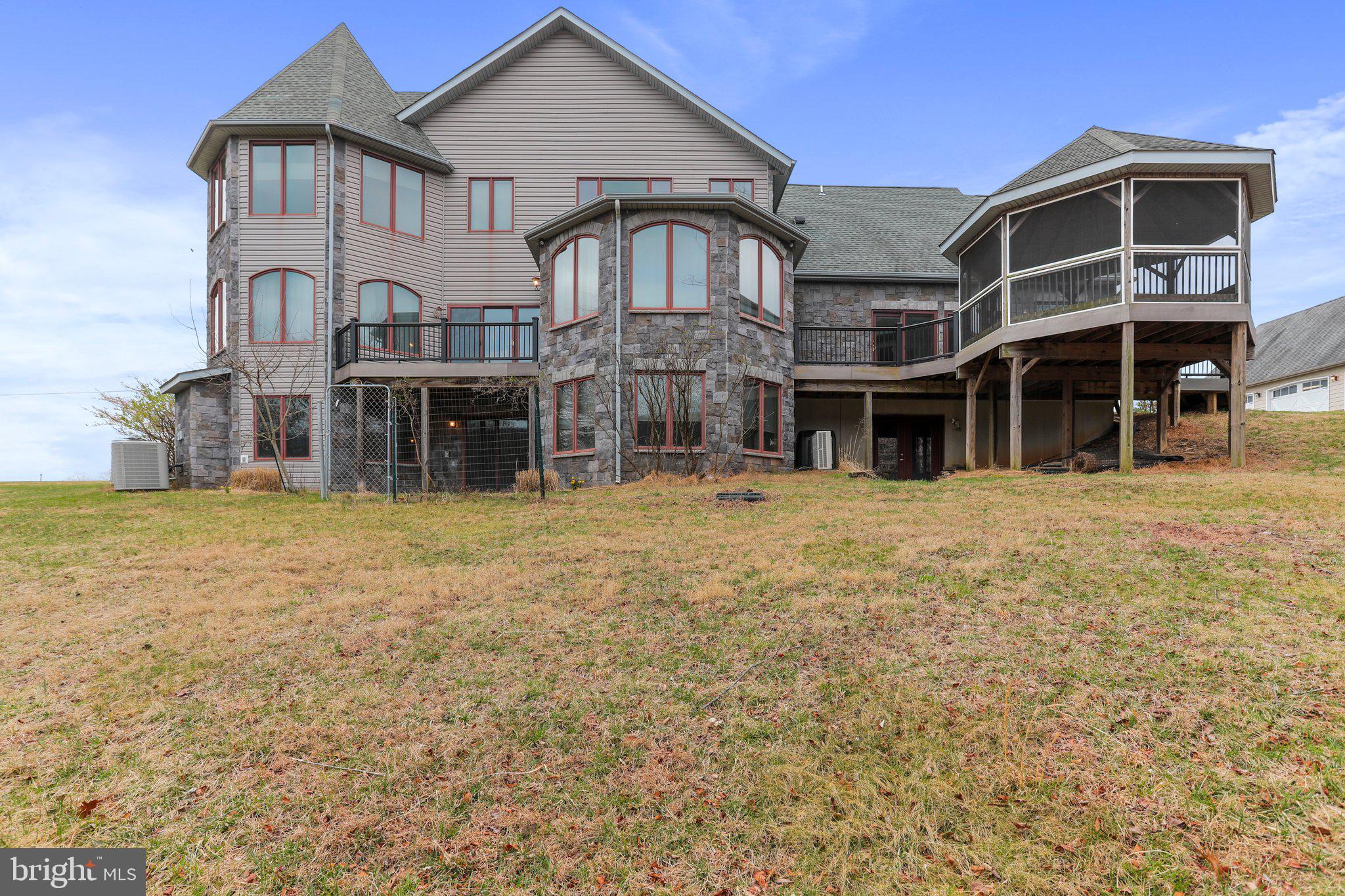 THE MEADOWS AT SLEEPY CREEK - Residential