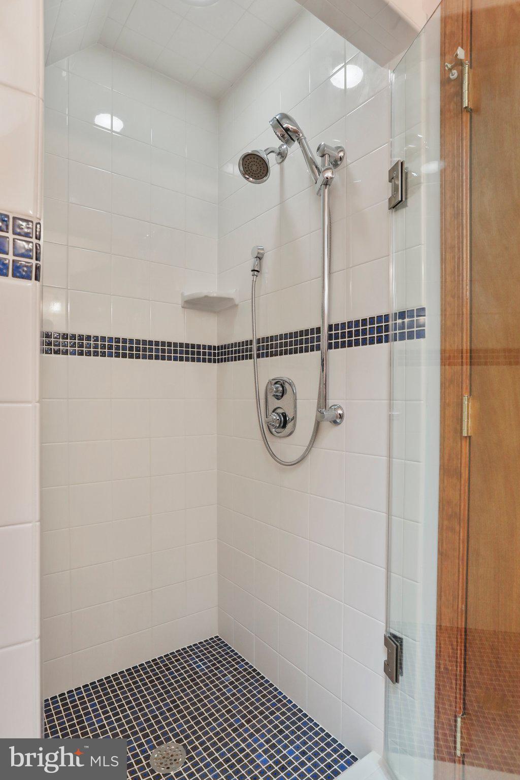 THE MEADOWS AT SLEEPY CREEK - Residential