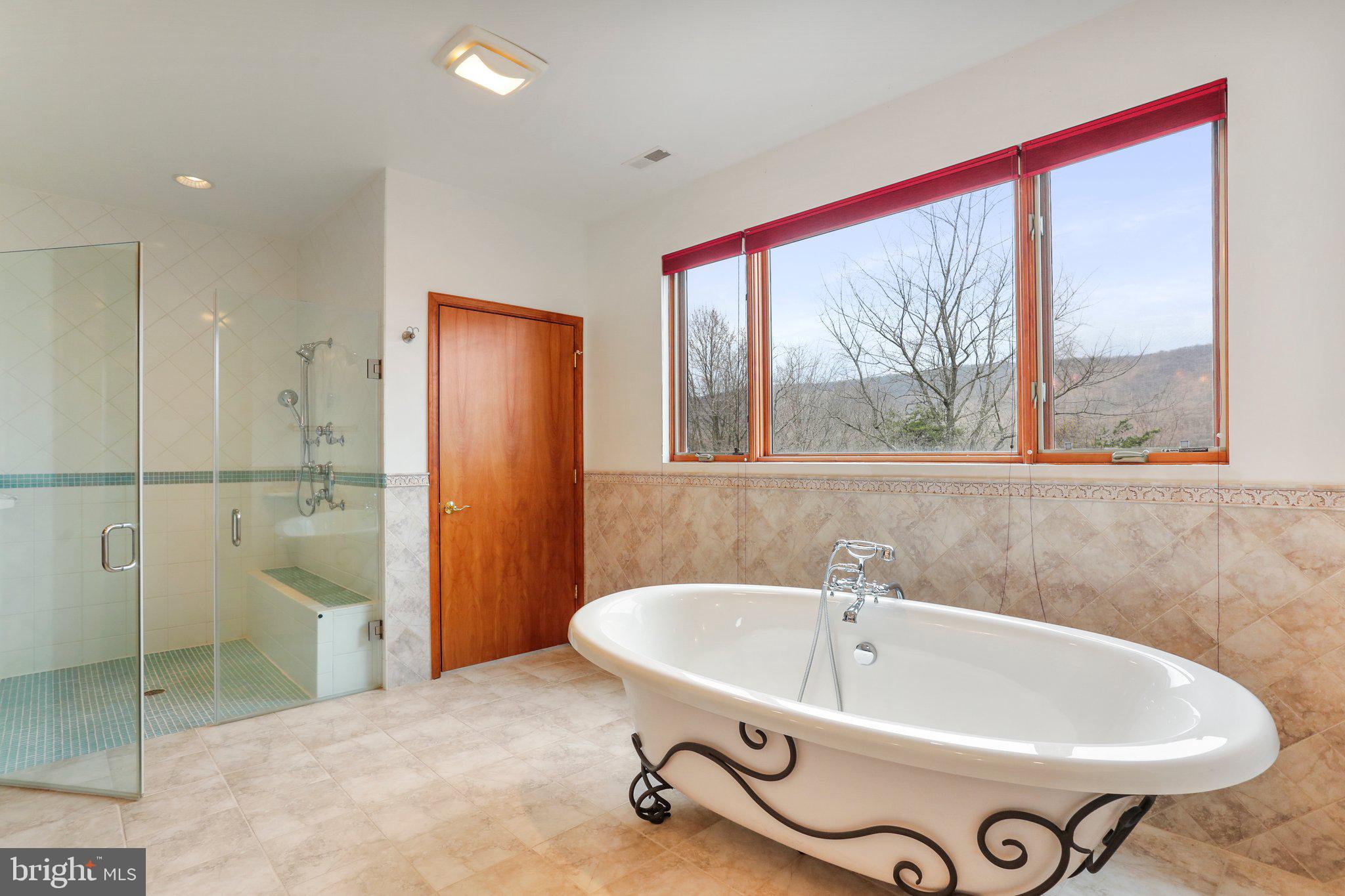 THE MEADOWS AT SLEEPY CREEK - Residential