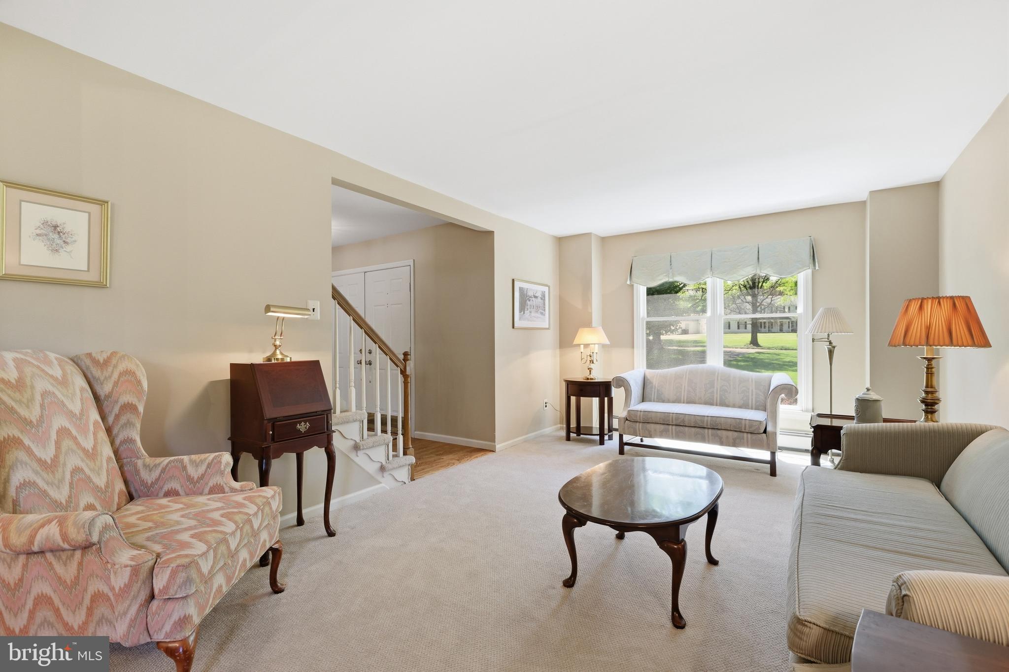 COUNTRY MEADOWS - Residential