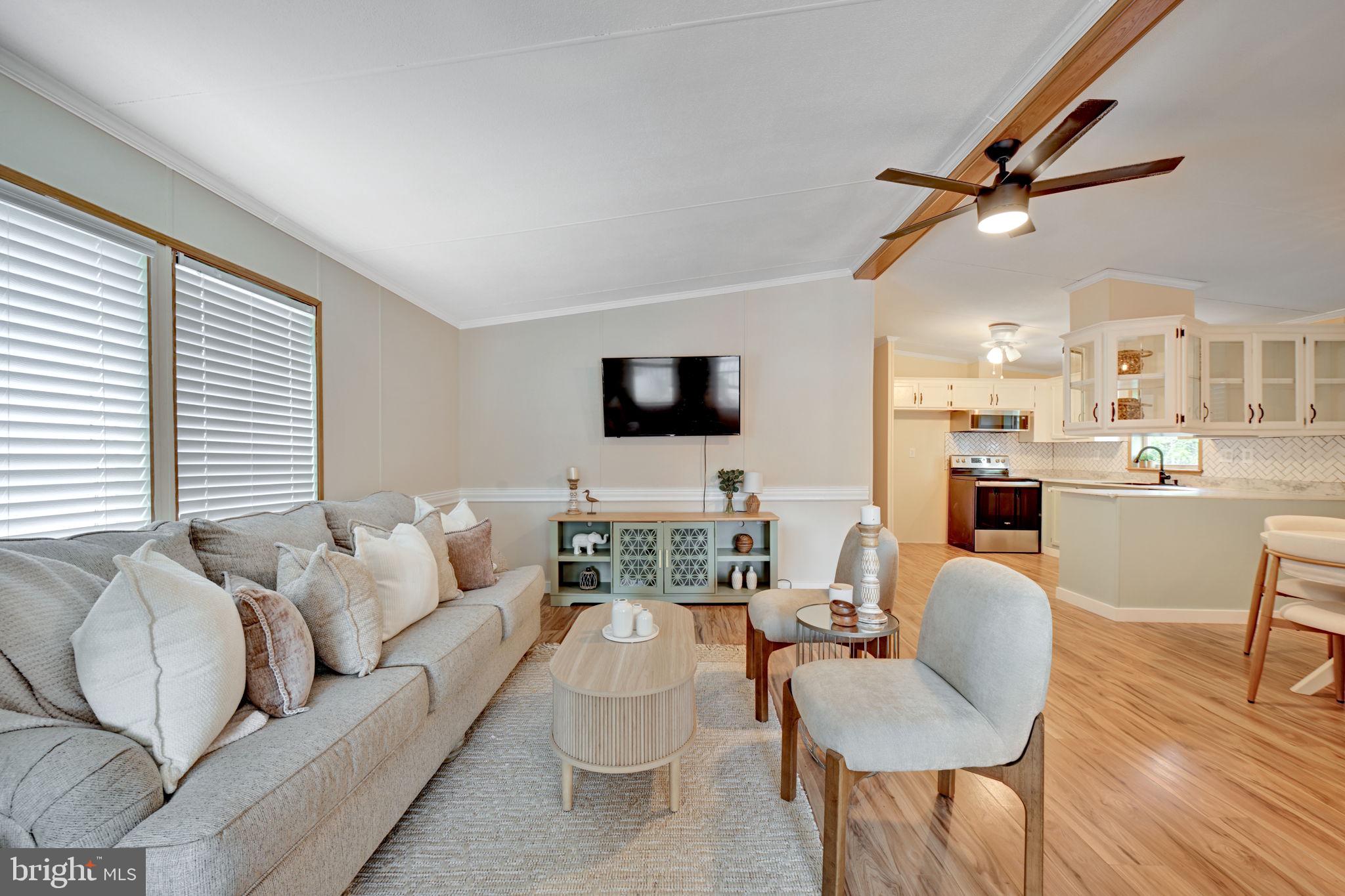 172 B SONNYS COURT