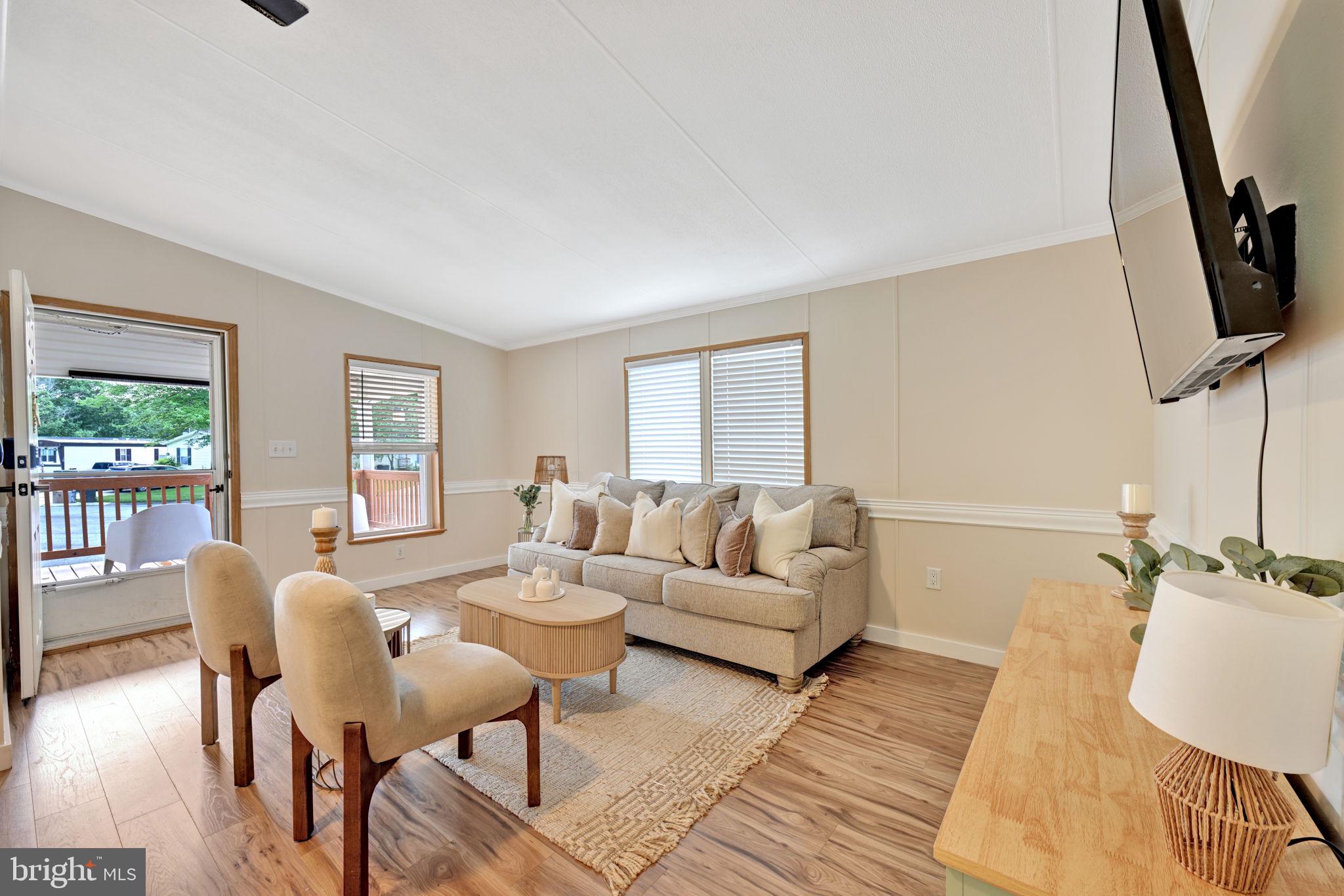 172 B SONNYS COURT