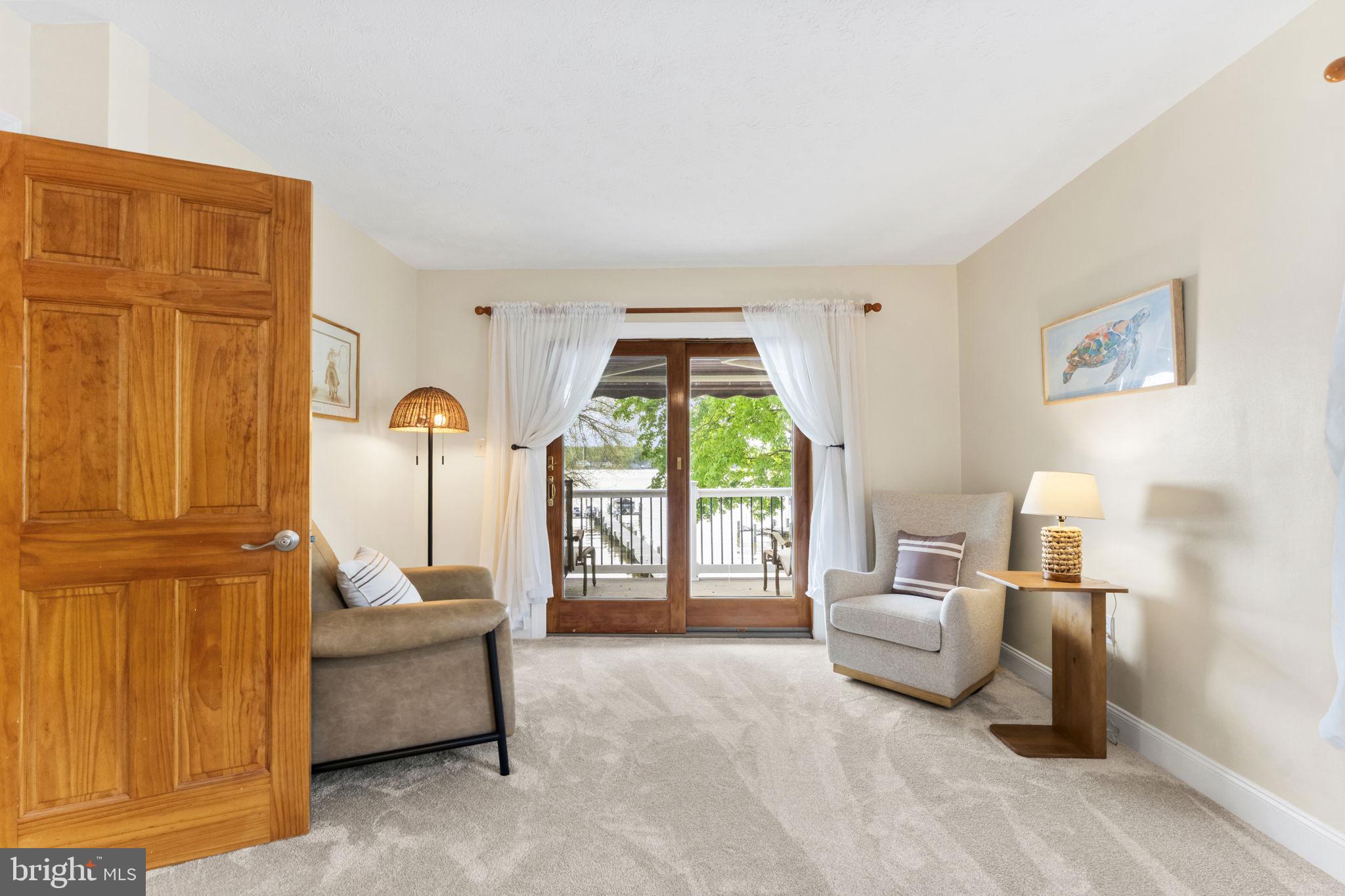 WOODCREST SHORES - Residential