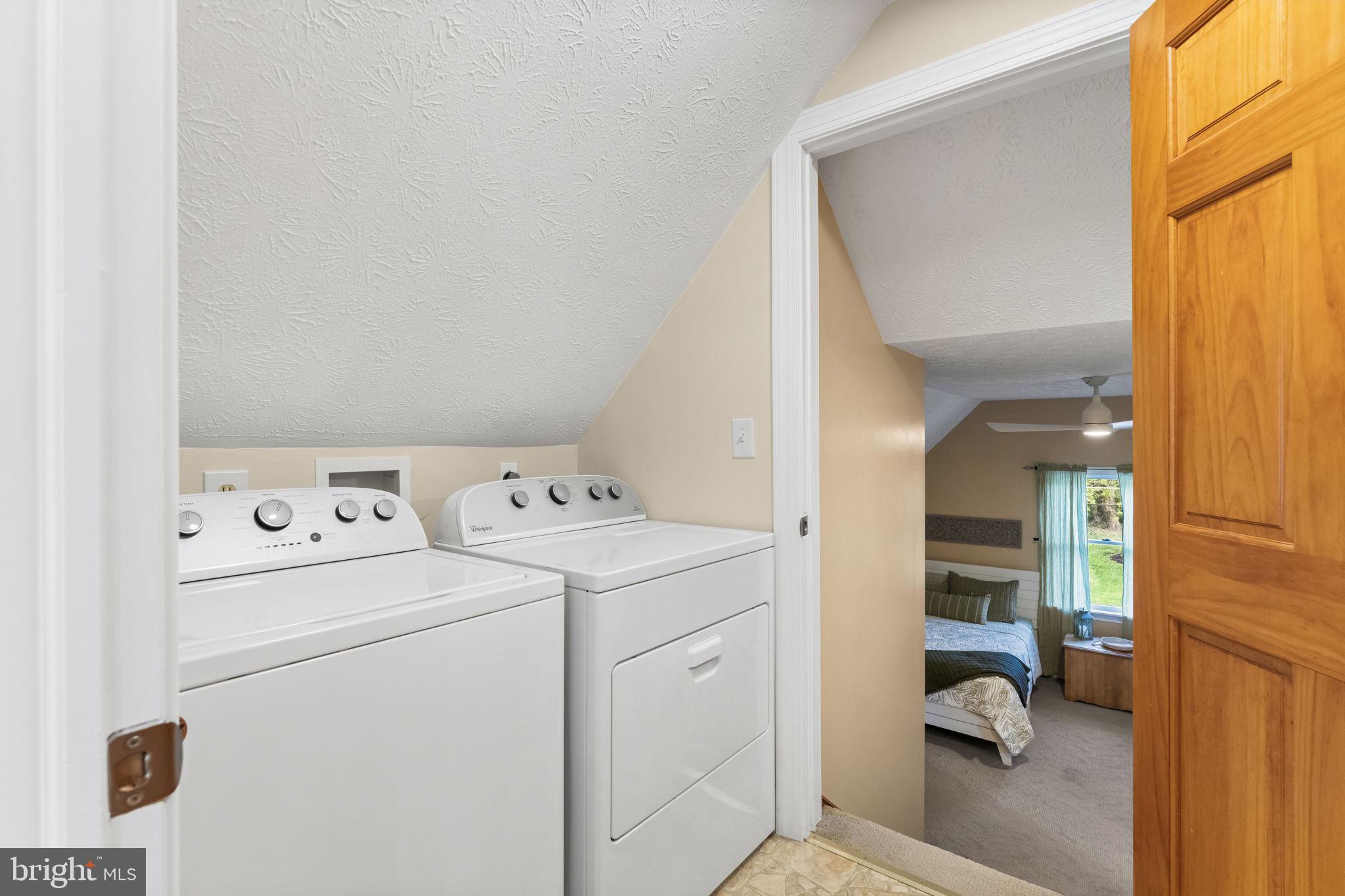 WOODCREST SHORES - Residential