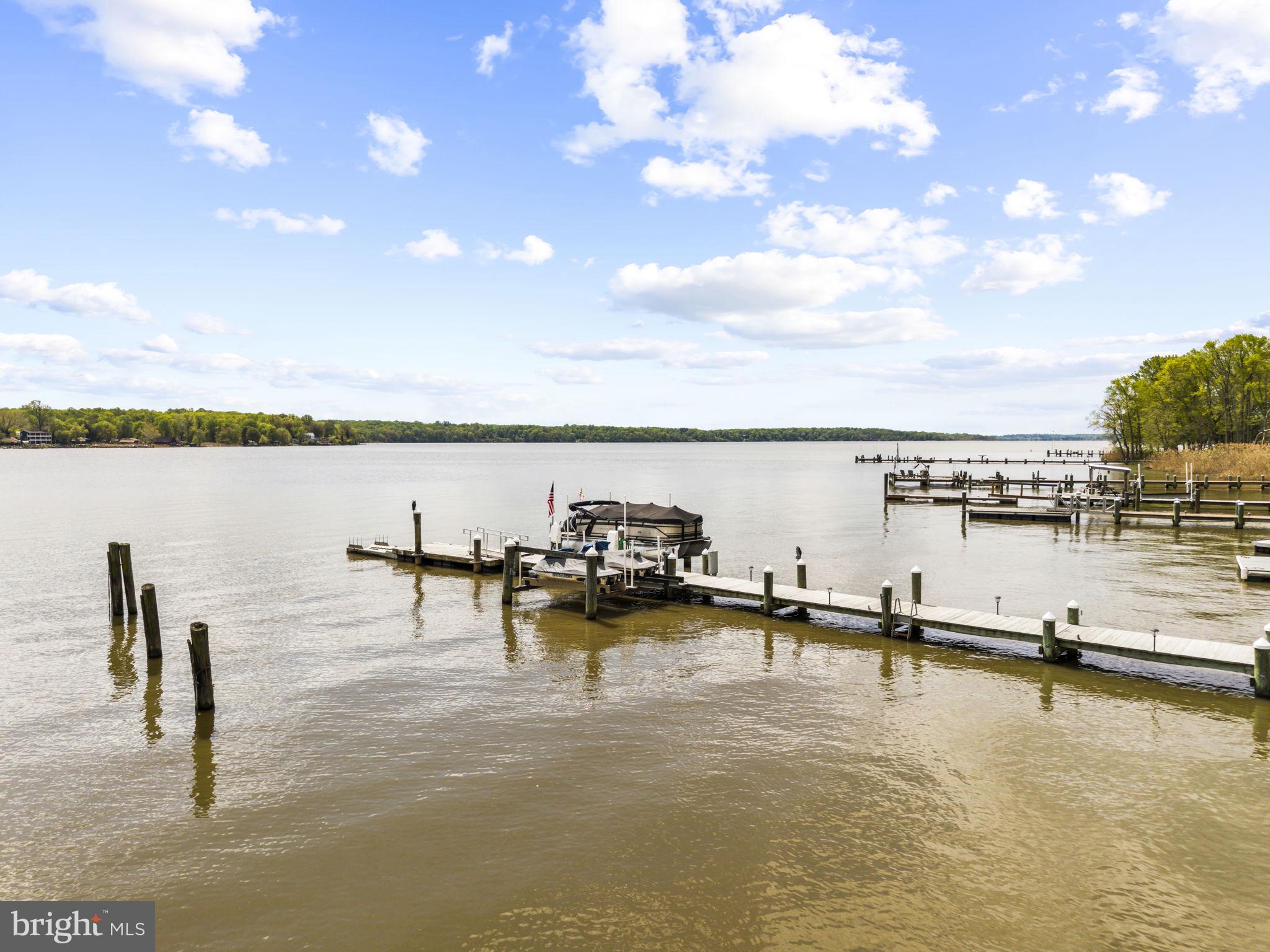 WOODCREST SHORES - Residential