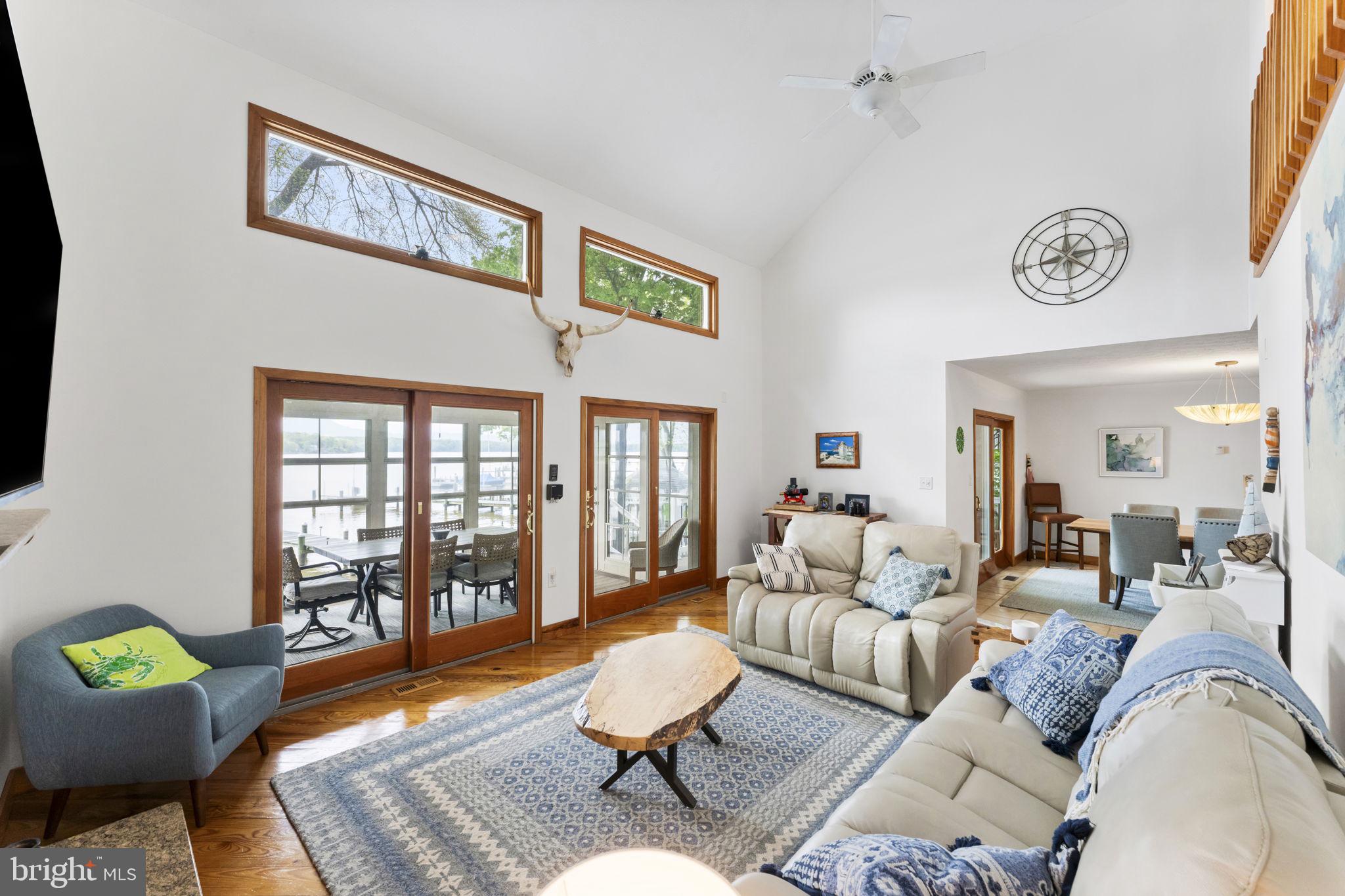 WOODCREST SHORES - Residential