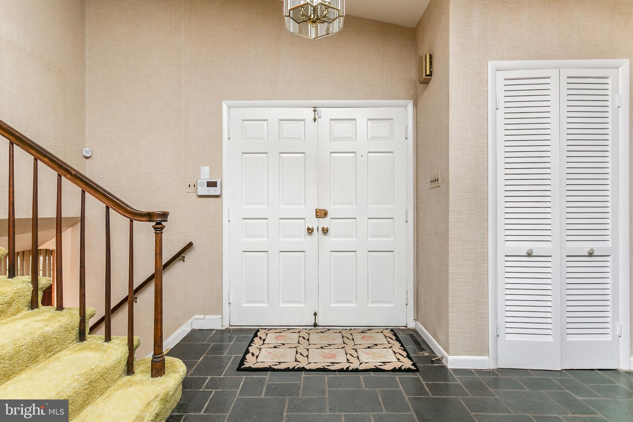 EDEN ROCK - Residential