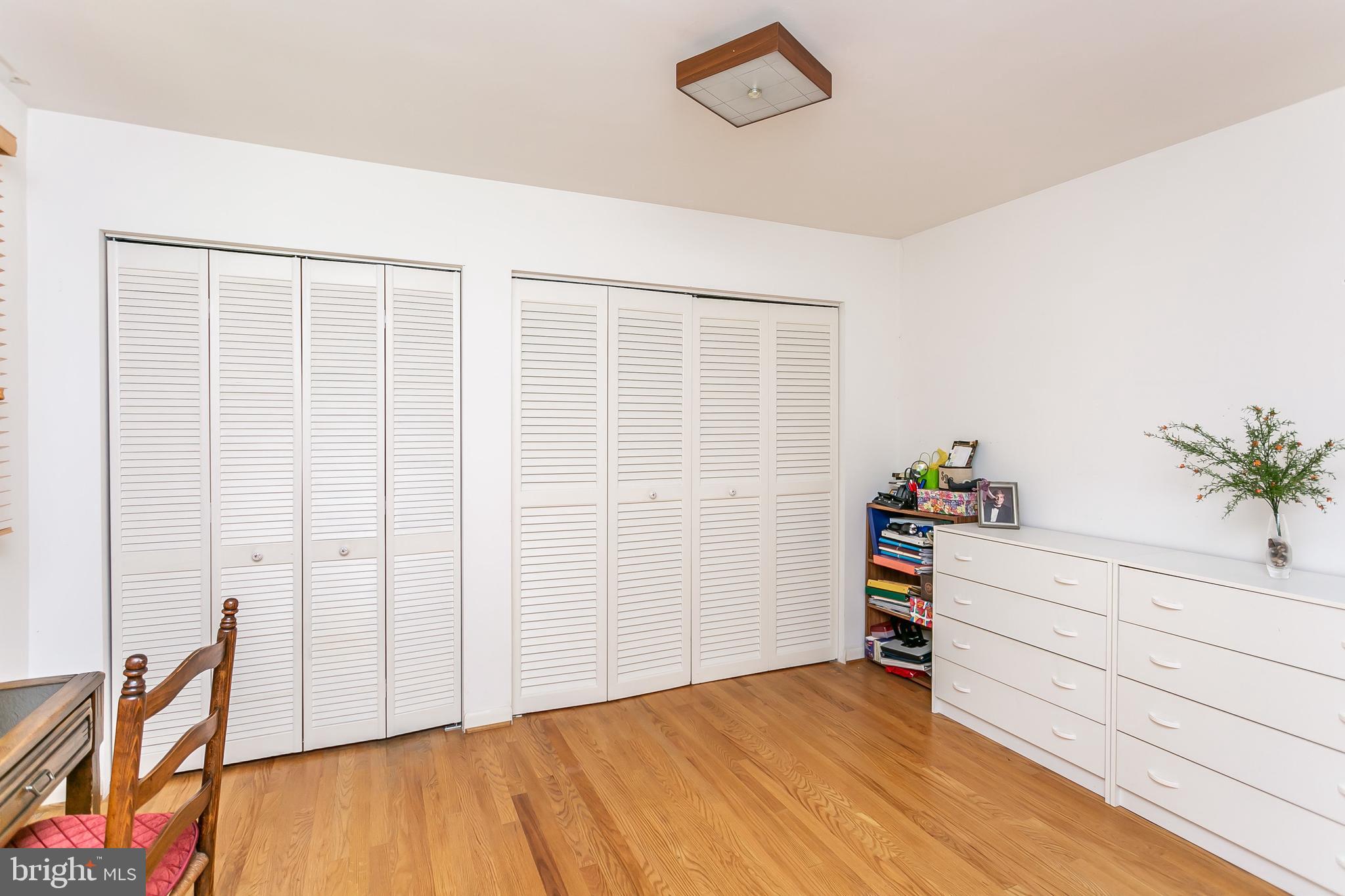 EDEN ROCK - Residential