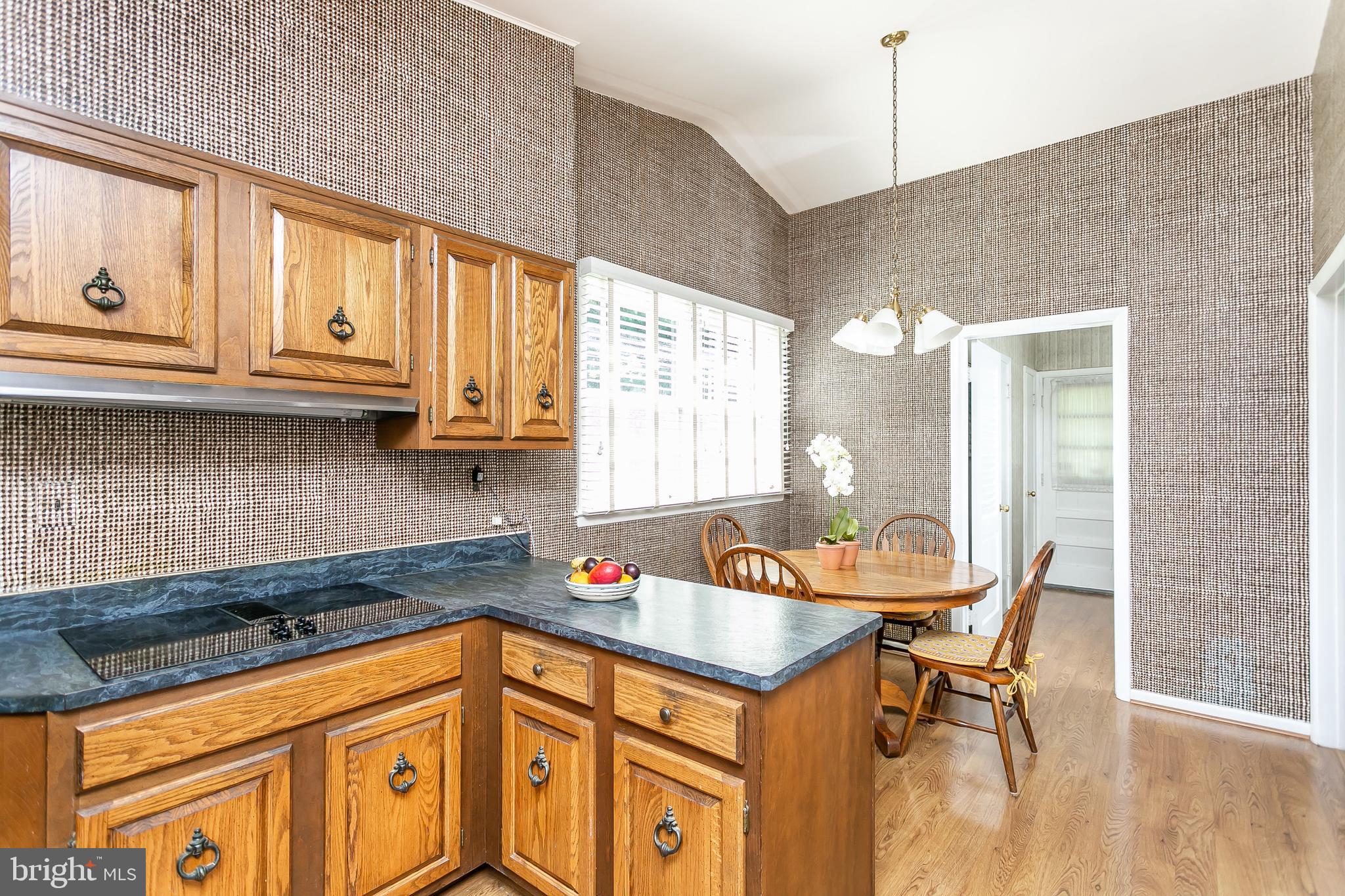 EDEN ROCK - Residential