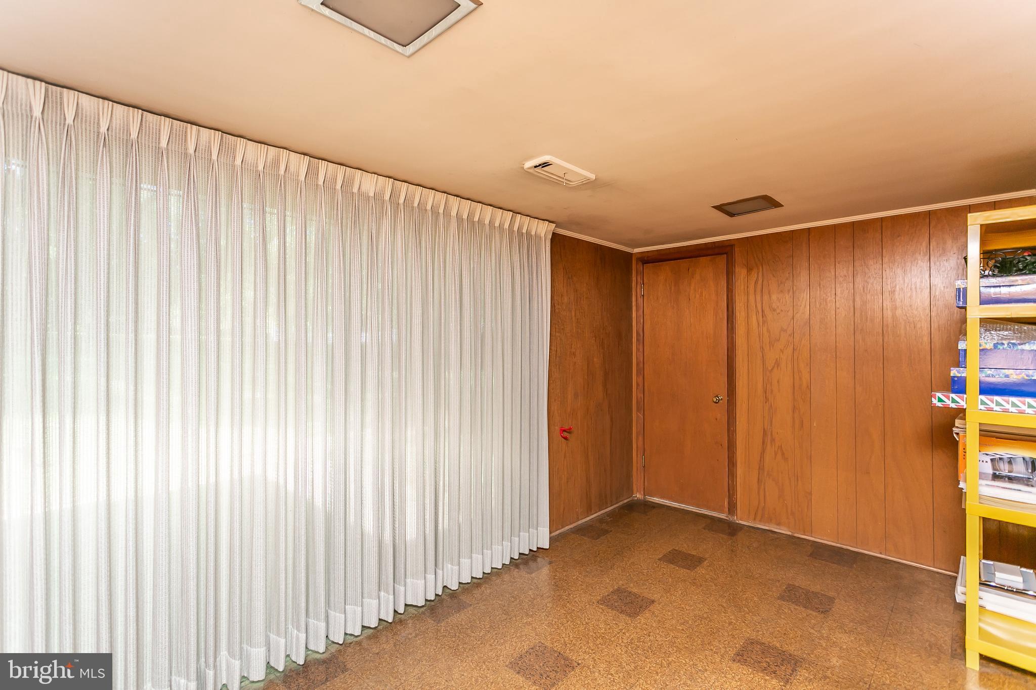 EDEN ROCK - Residential