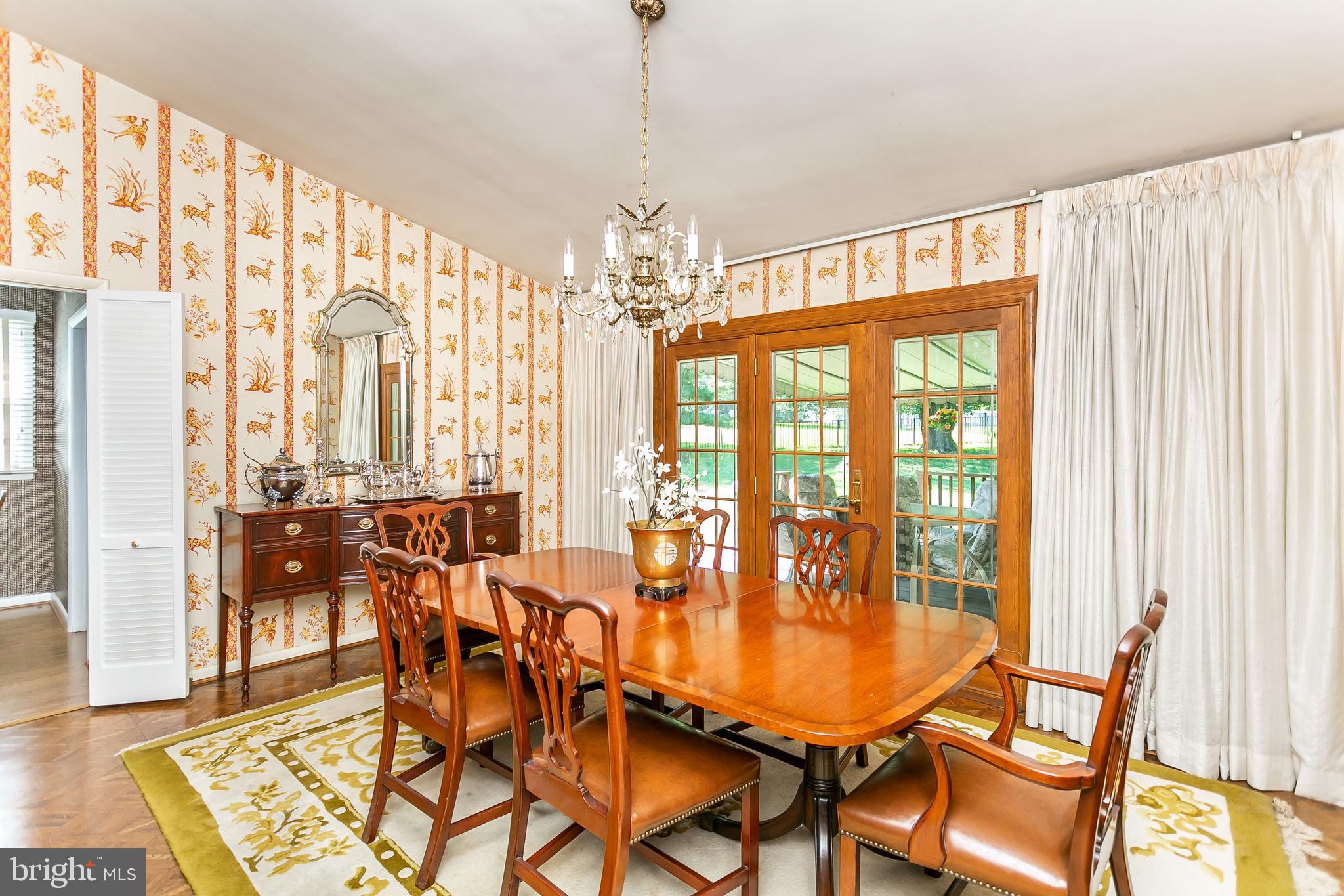 EDEN ROCK - Residential