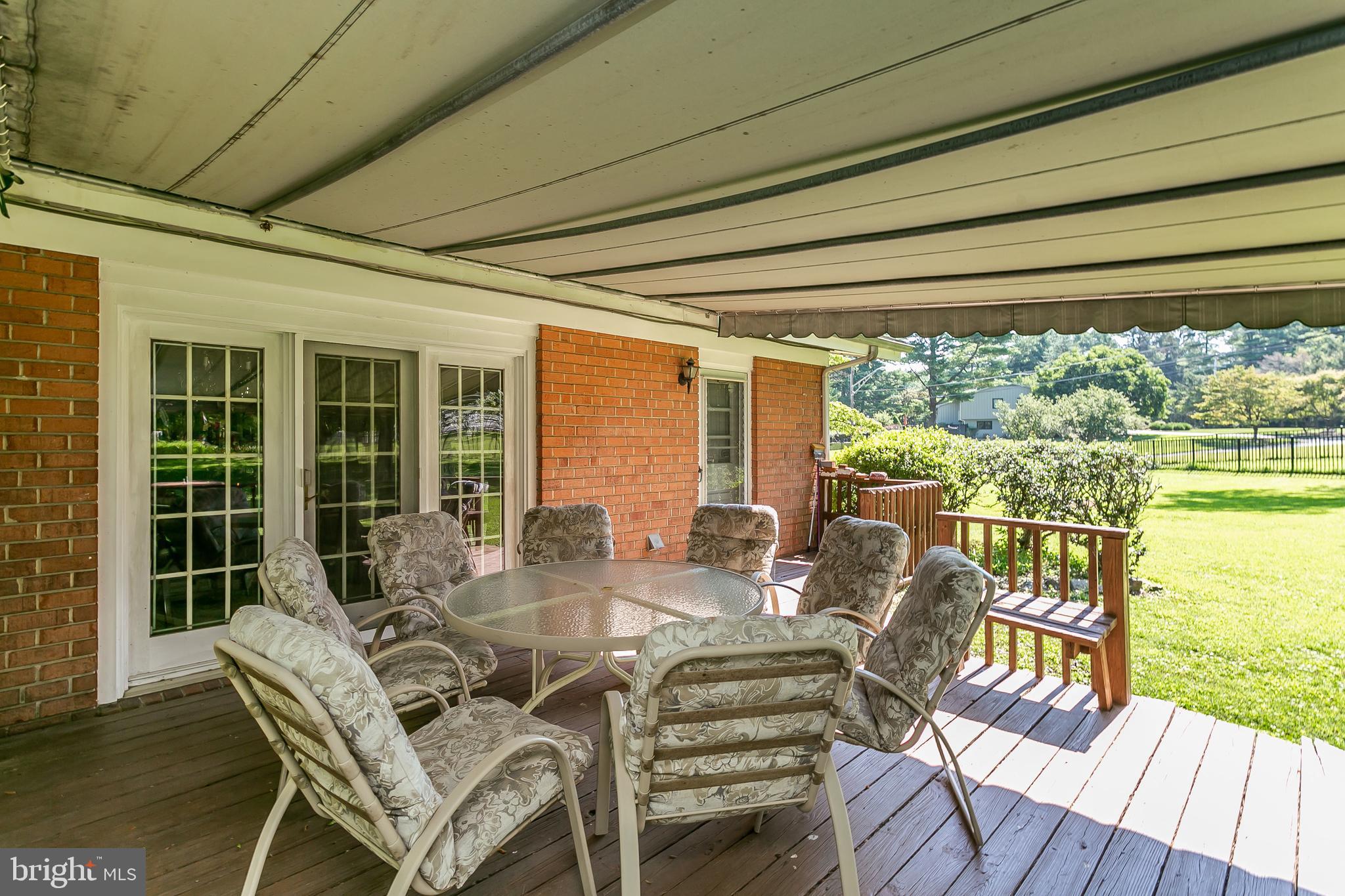 EDEN ROCK - Residential