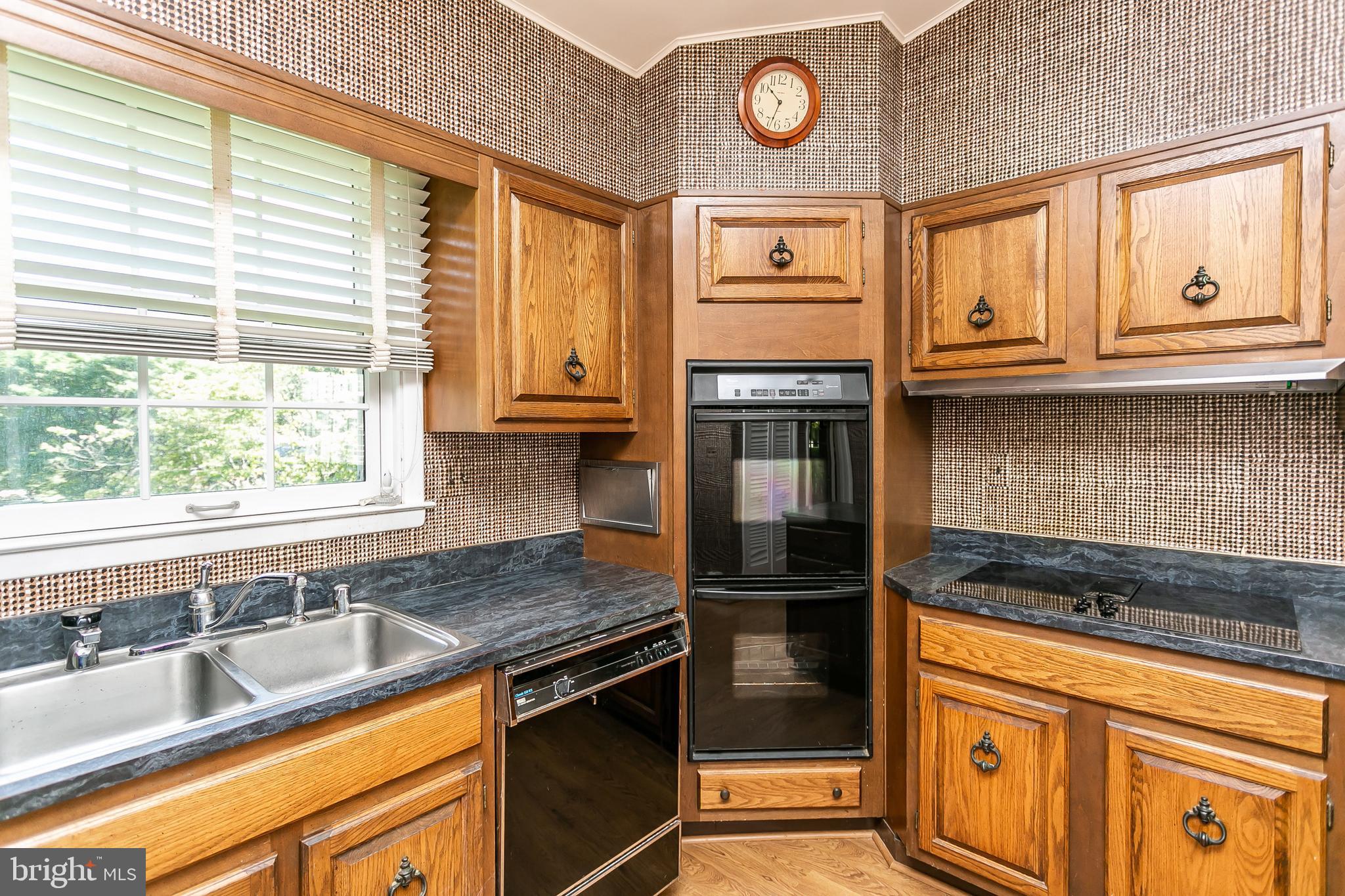 EDEN ROCK - Residential