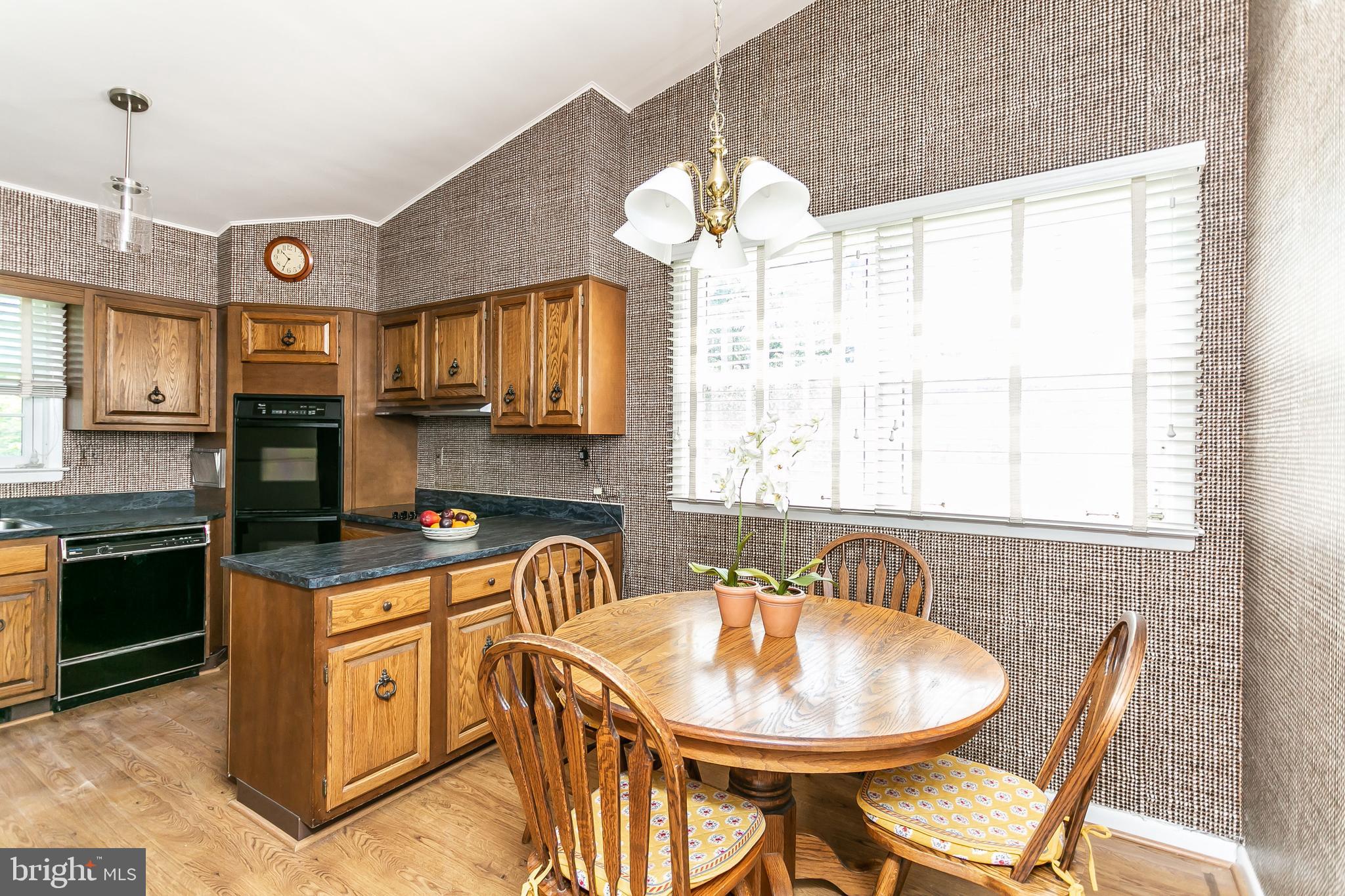 EDEN ROCK - Residential