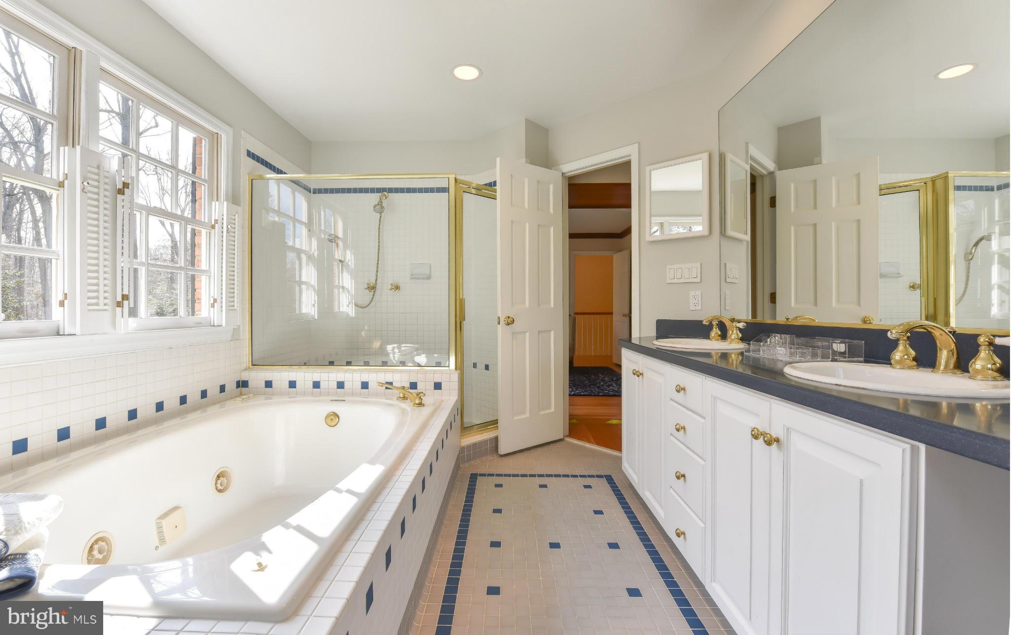 OLDE SWINKS MILL ESTATES - Residential