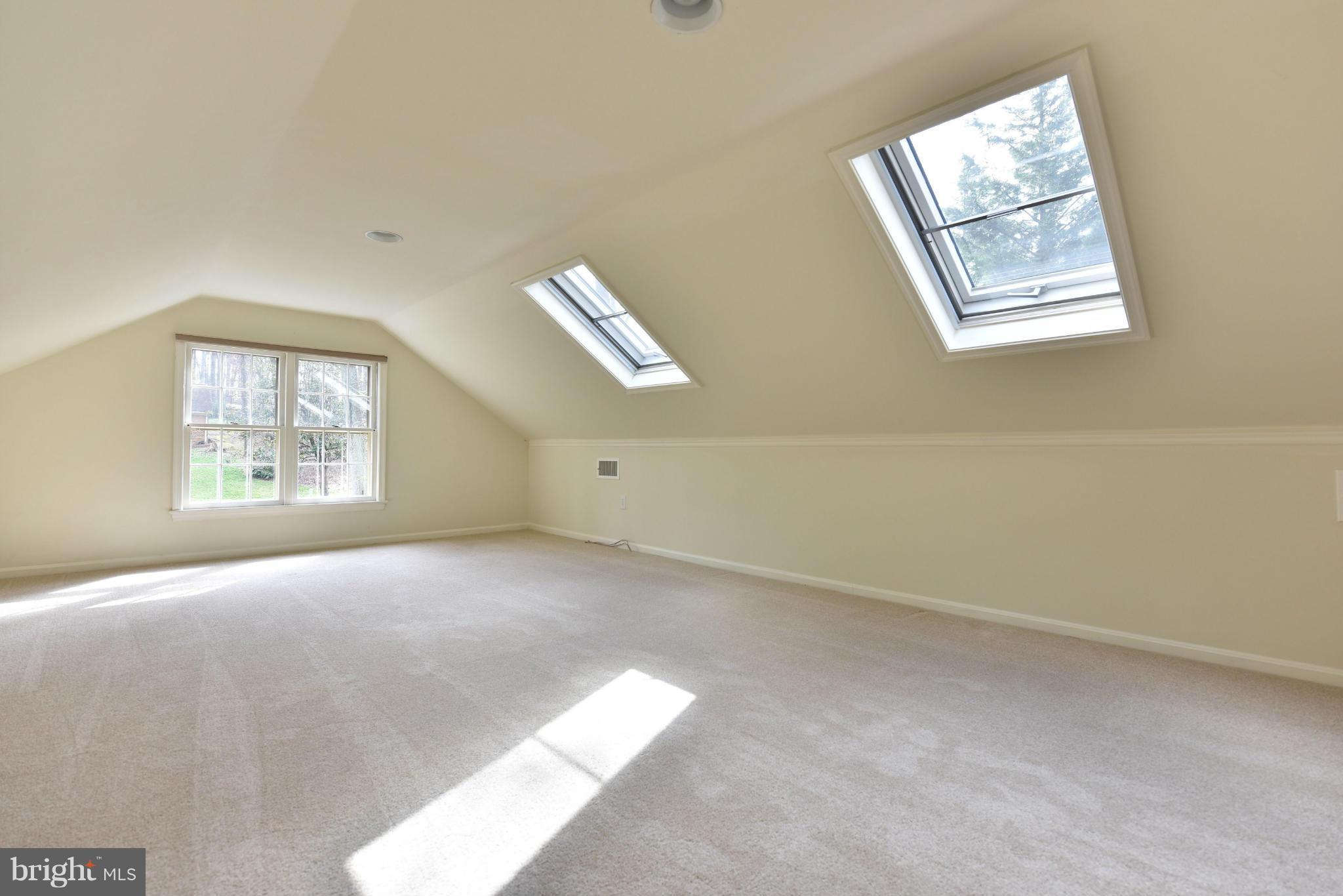 OLDE SWINKS MILL ESTATES - Residential