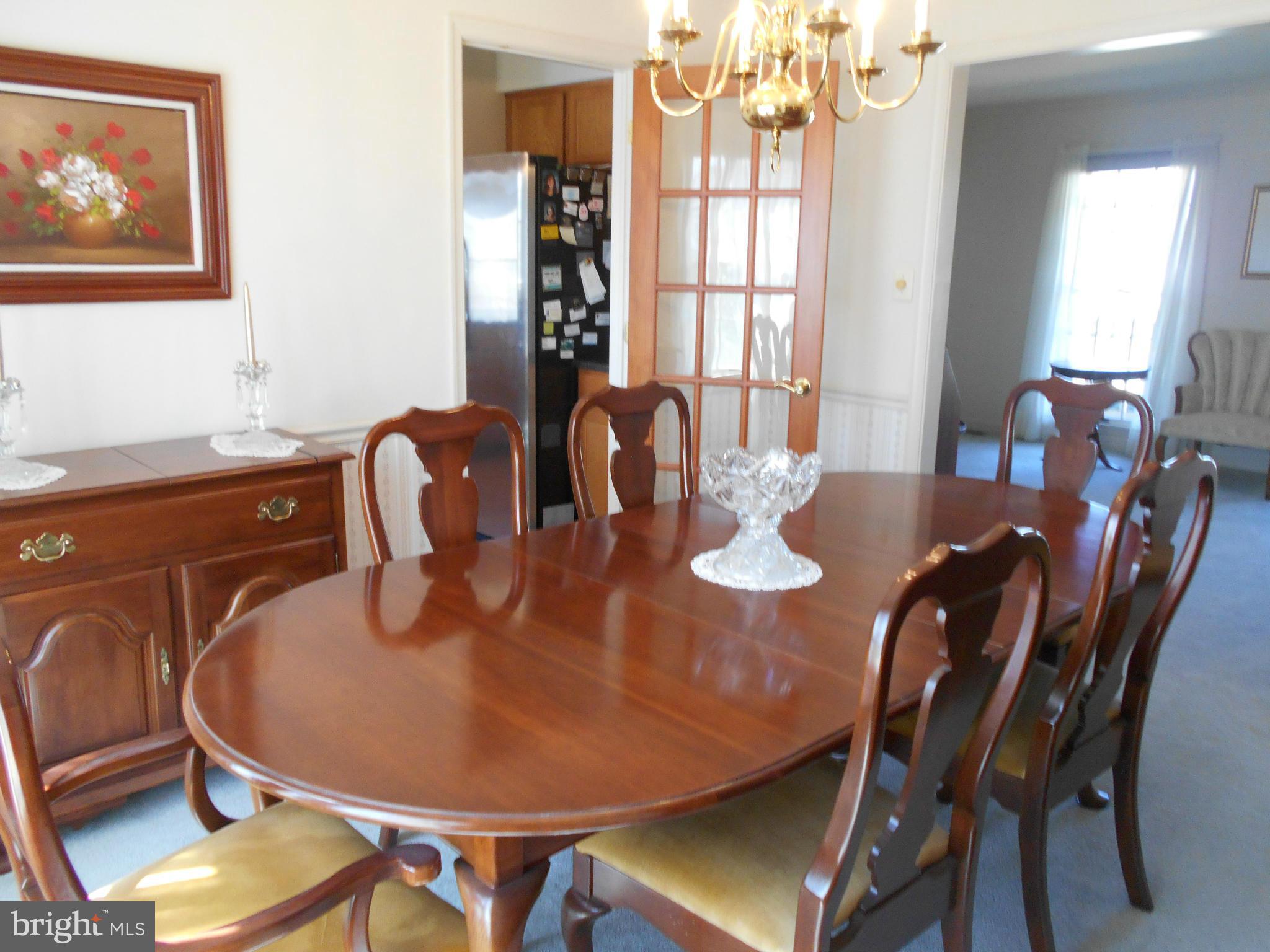 SEVEN OAKS - Residential