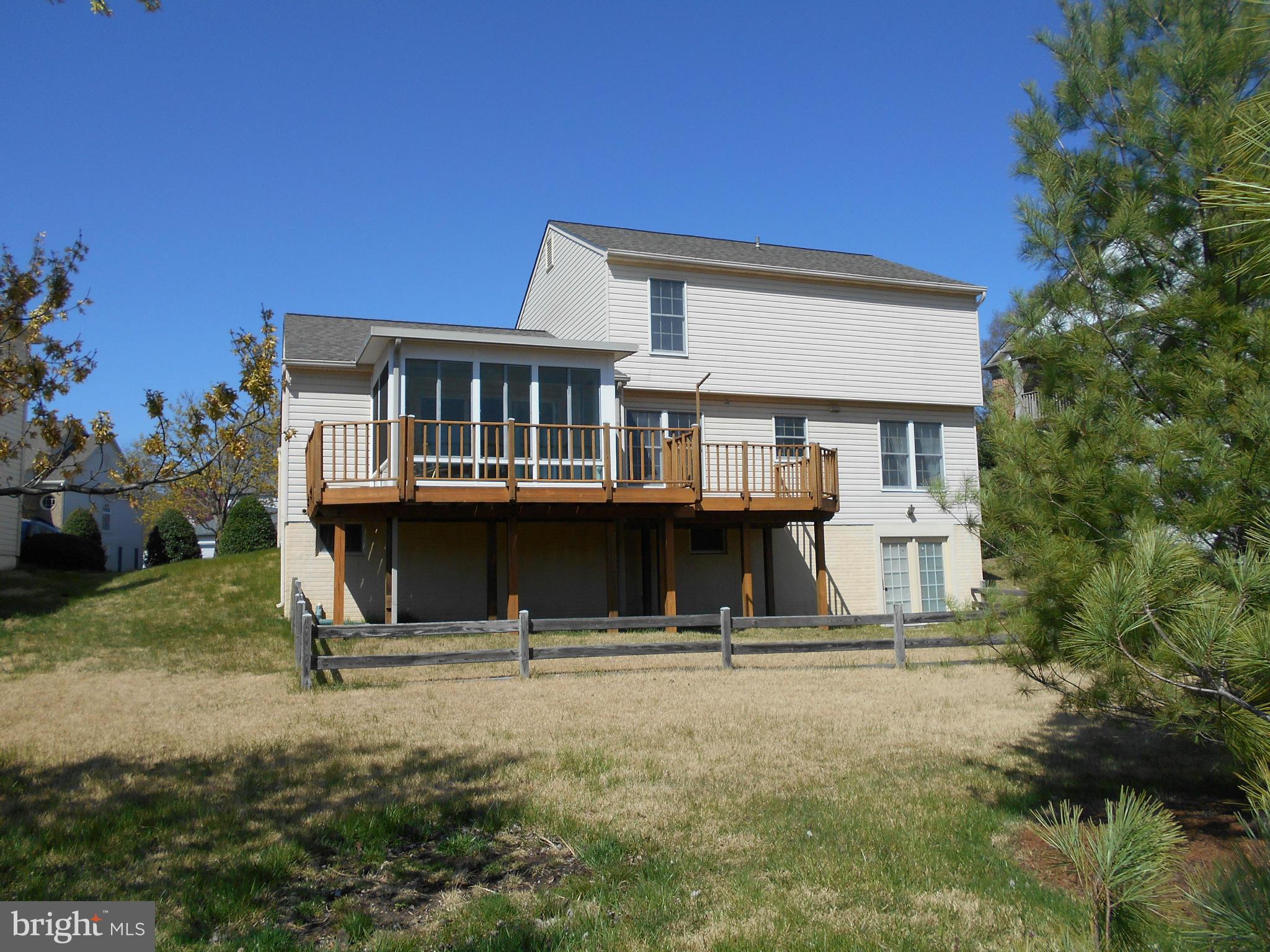 SEVEN OAKS - Residential