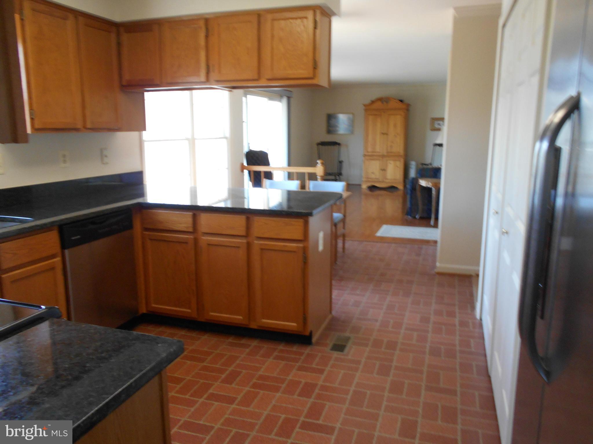 SEVEN OAKS - Residential