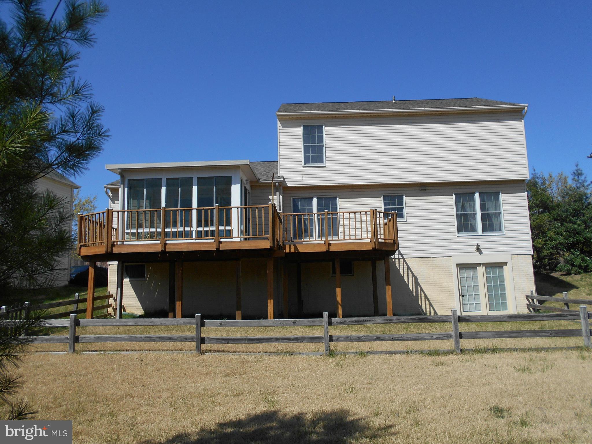 SEVEN OAKS - Residential