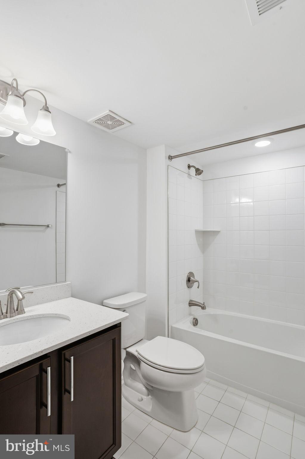 AMBER RIDGE - Residential