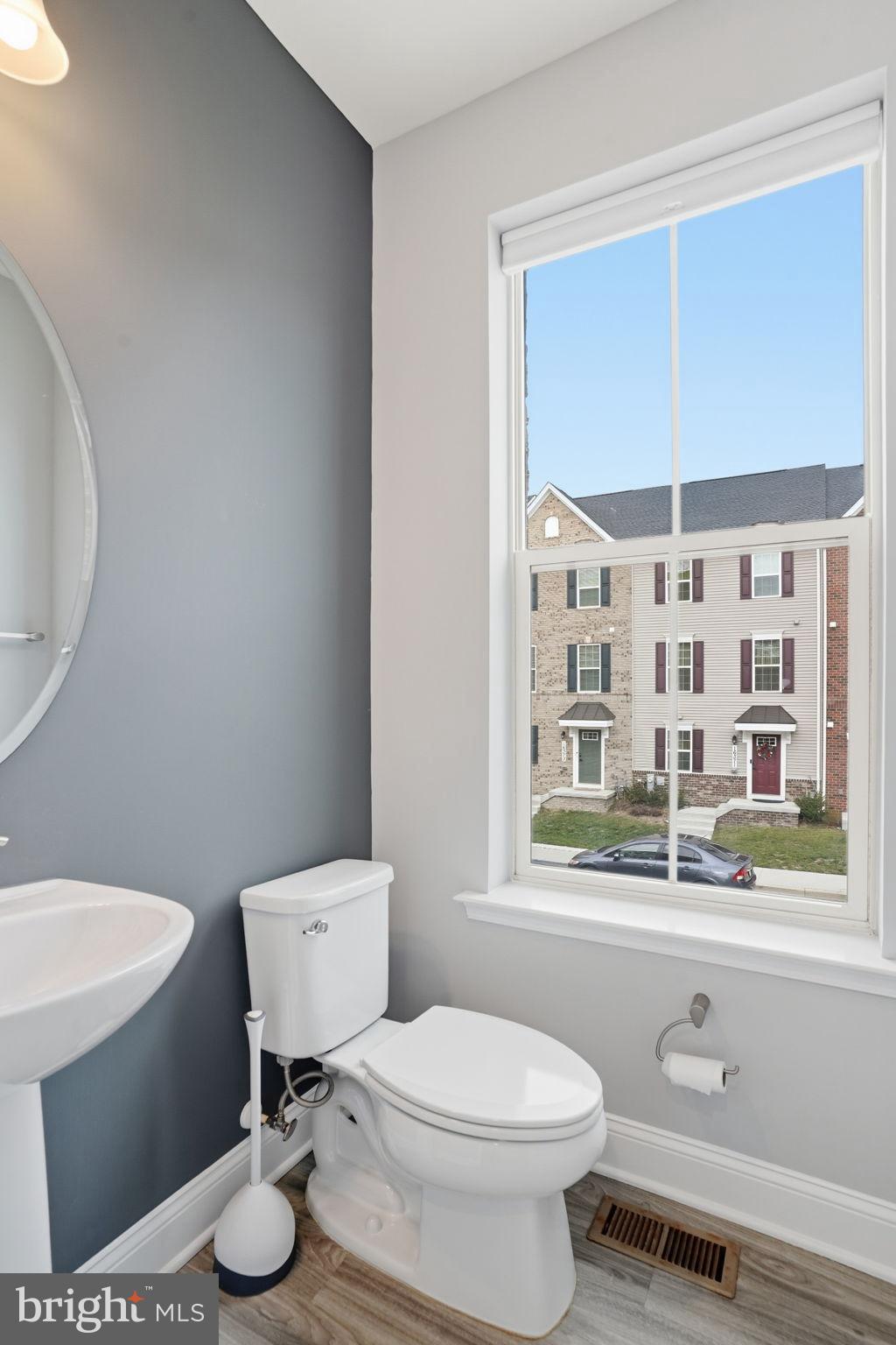 AMBER RIDGE - Residential