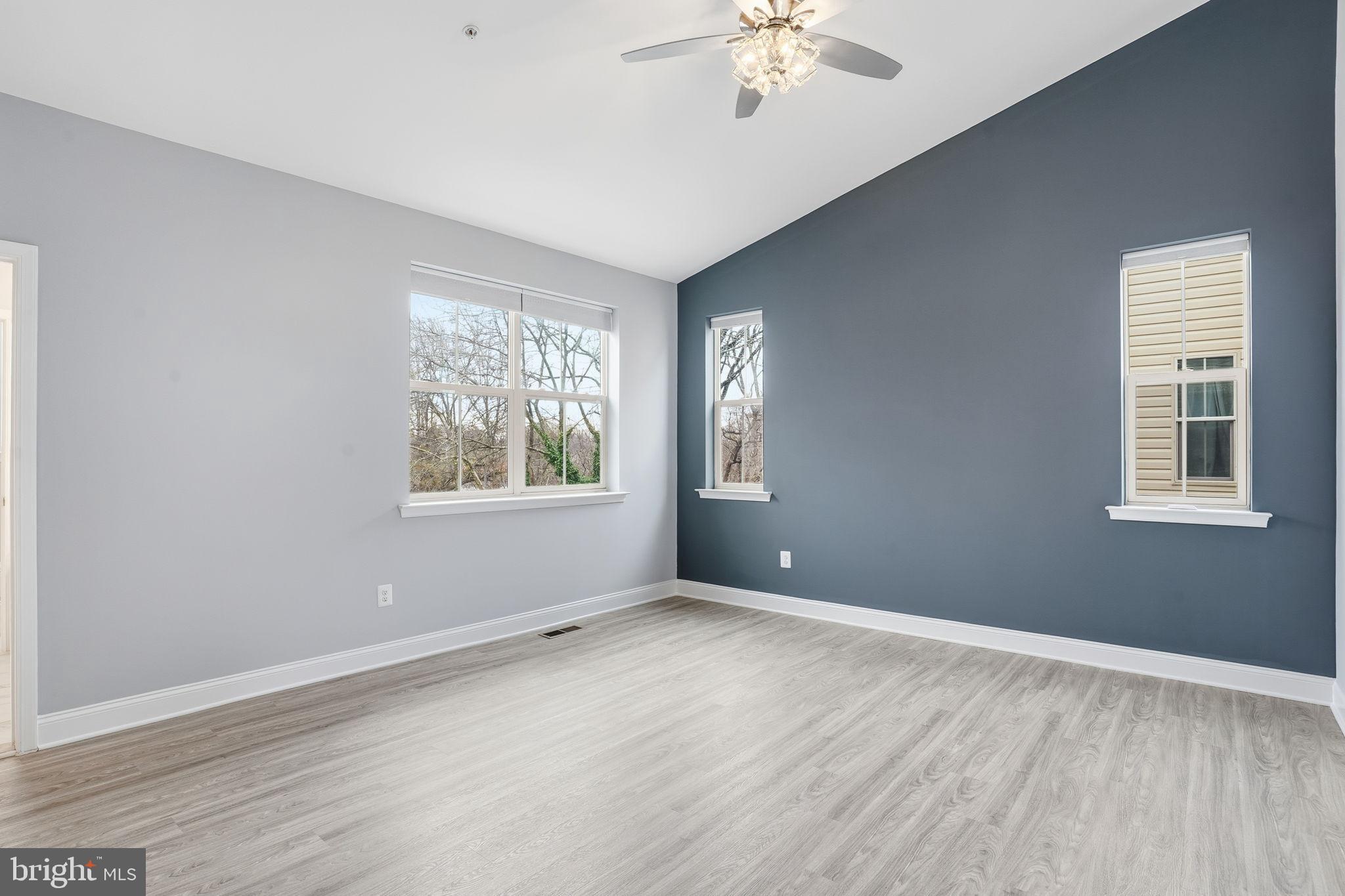 AMBER RIDGE - Residential