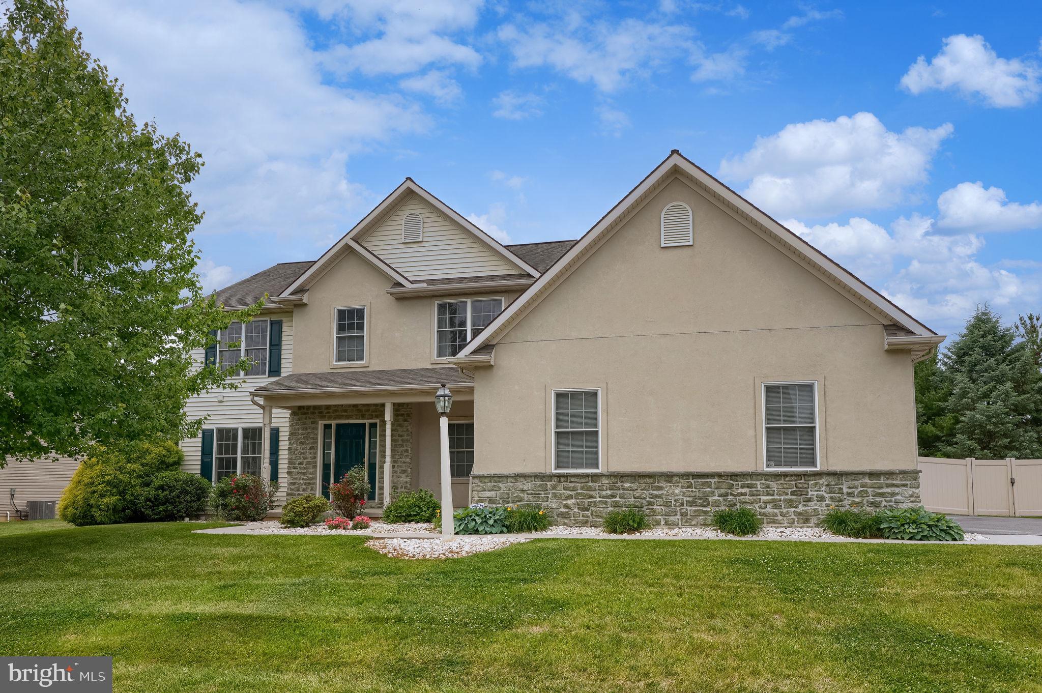 20 LEWISTON CIRCLE