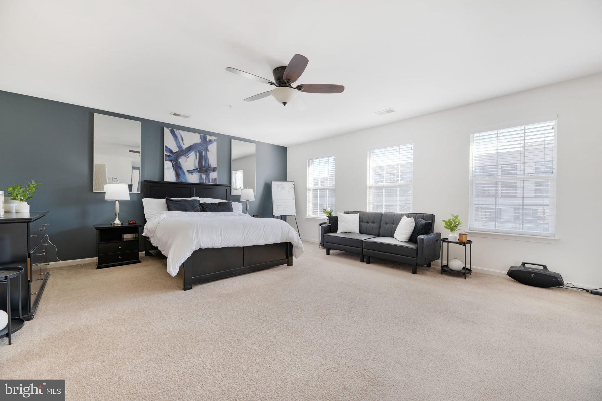 TANTALLON SQUARE - Residential