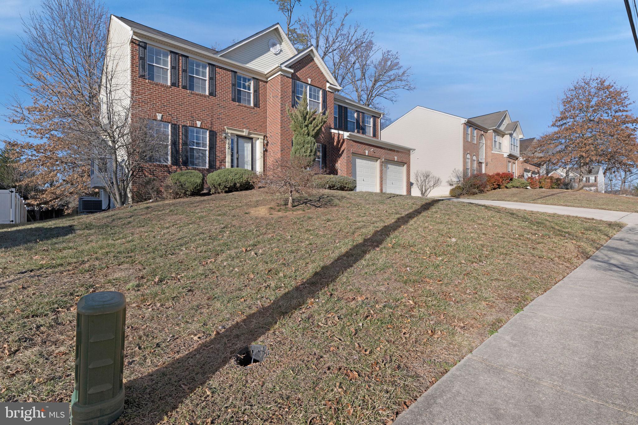 TANTALLON SQUARE - Residential