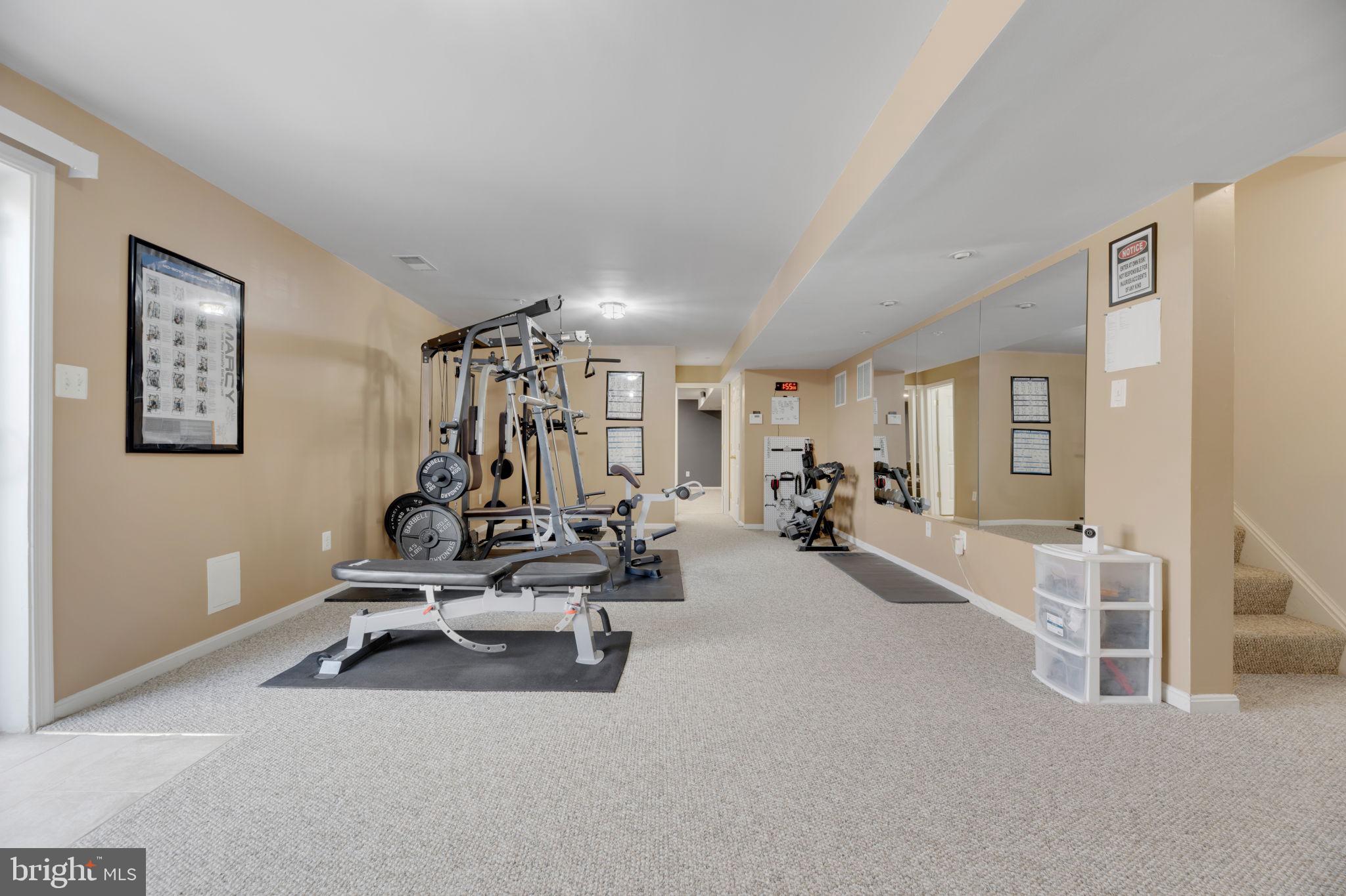 TANTALLON SQUARE - Residential