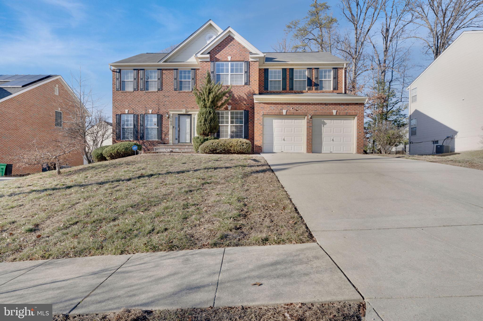 TANTALLON SQUARE - Residential