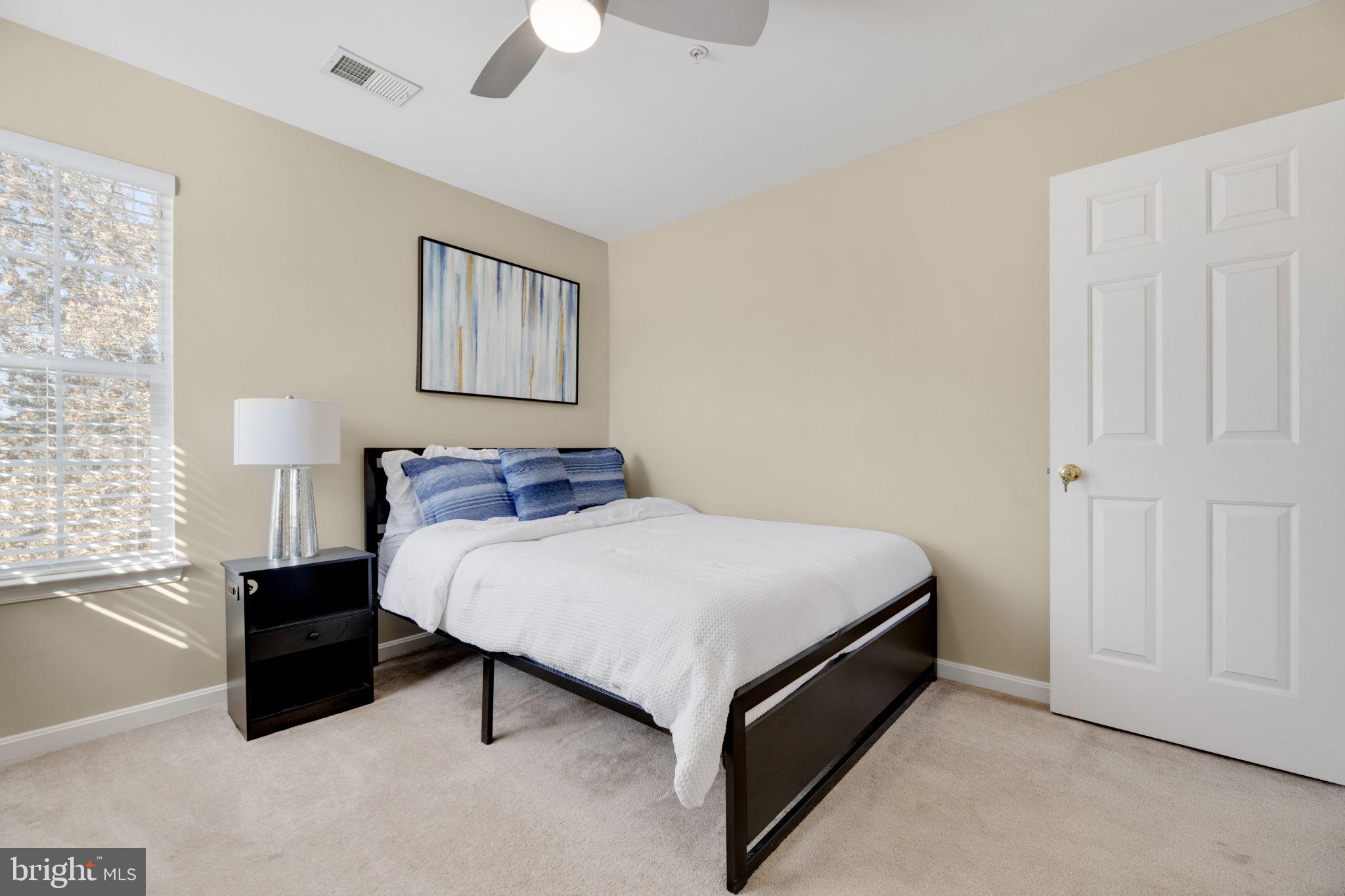 TANTALLON SQUARE - Residential