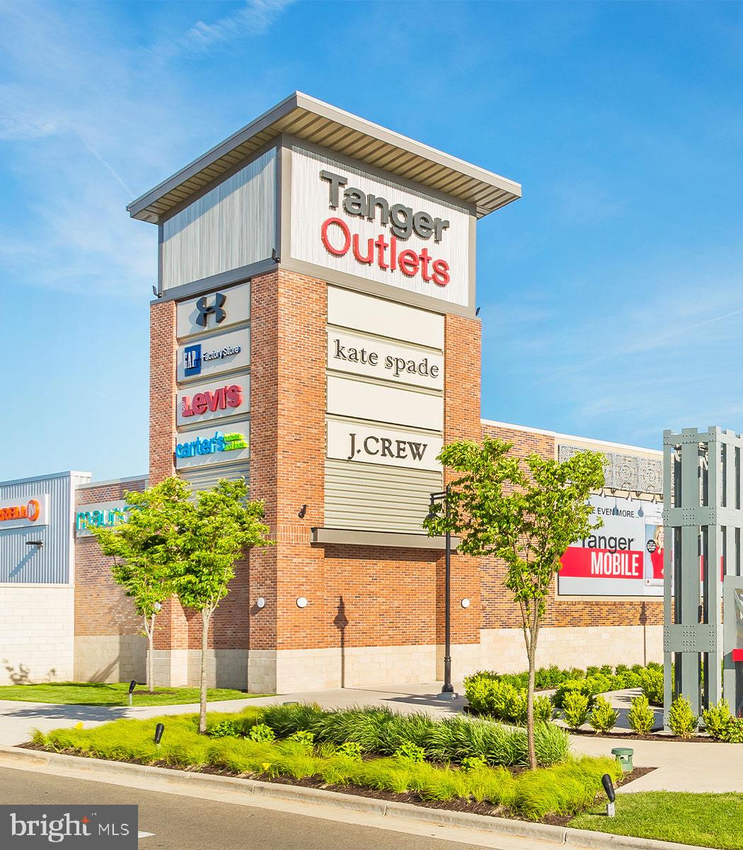 TANTALLON SQUARE - Residential