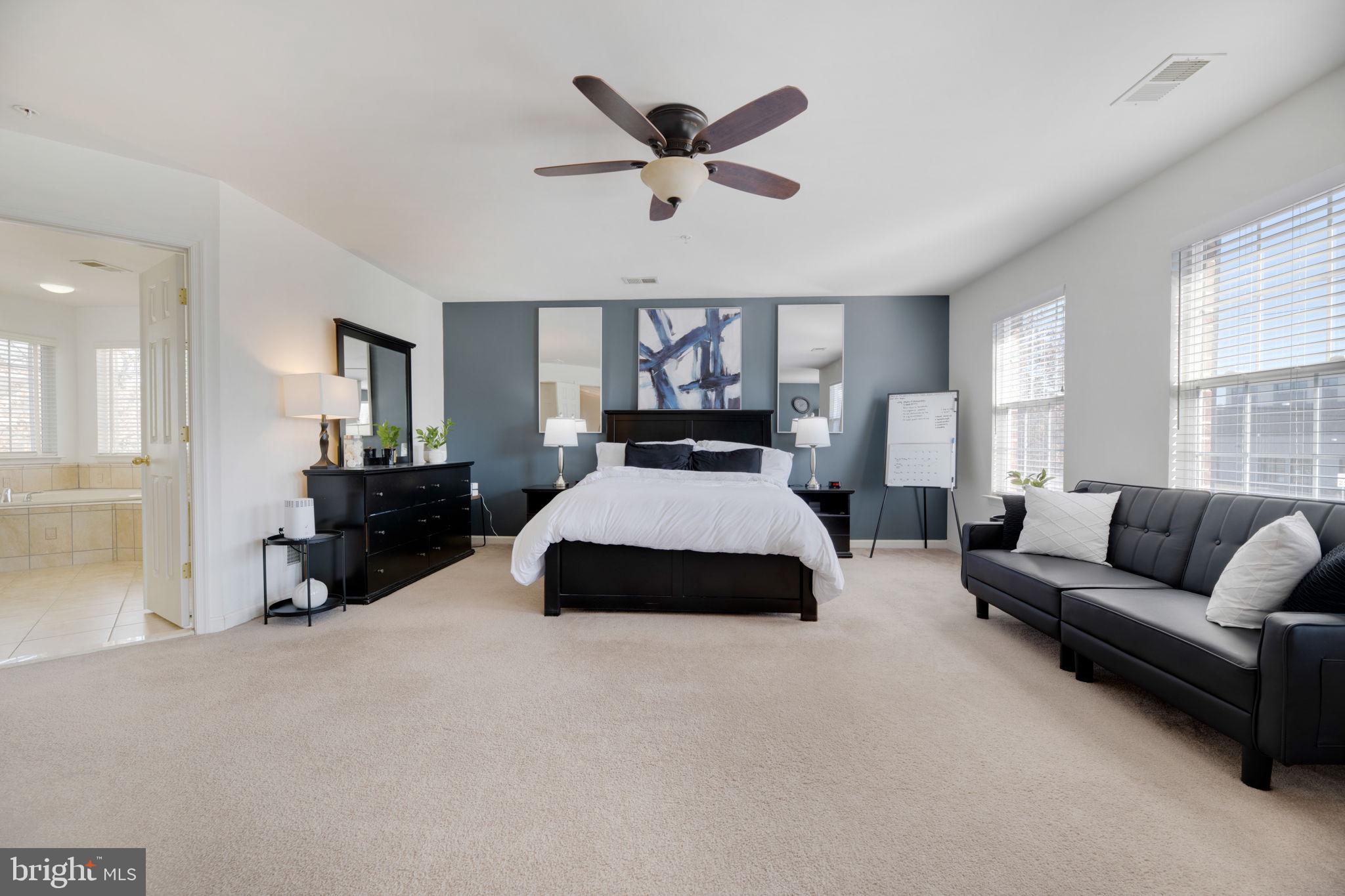 TANTALLON SQUARE - Residential