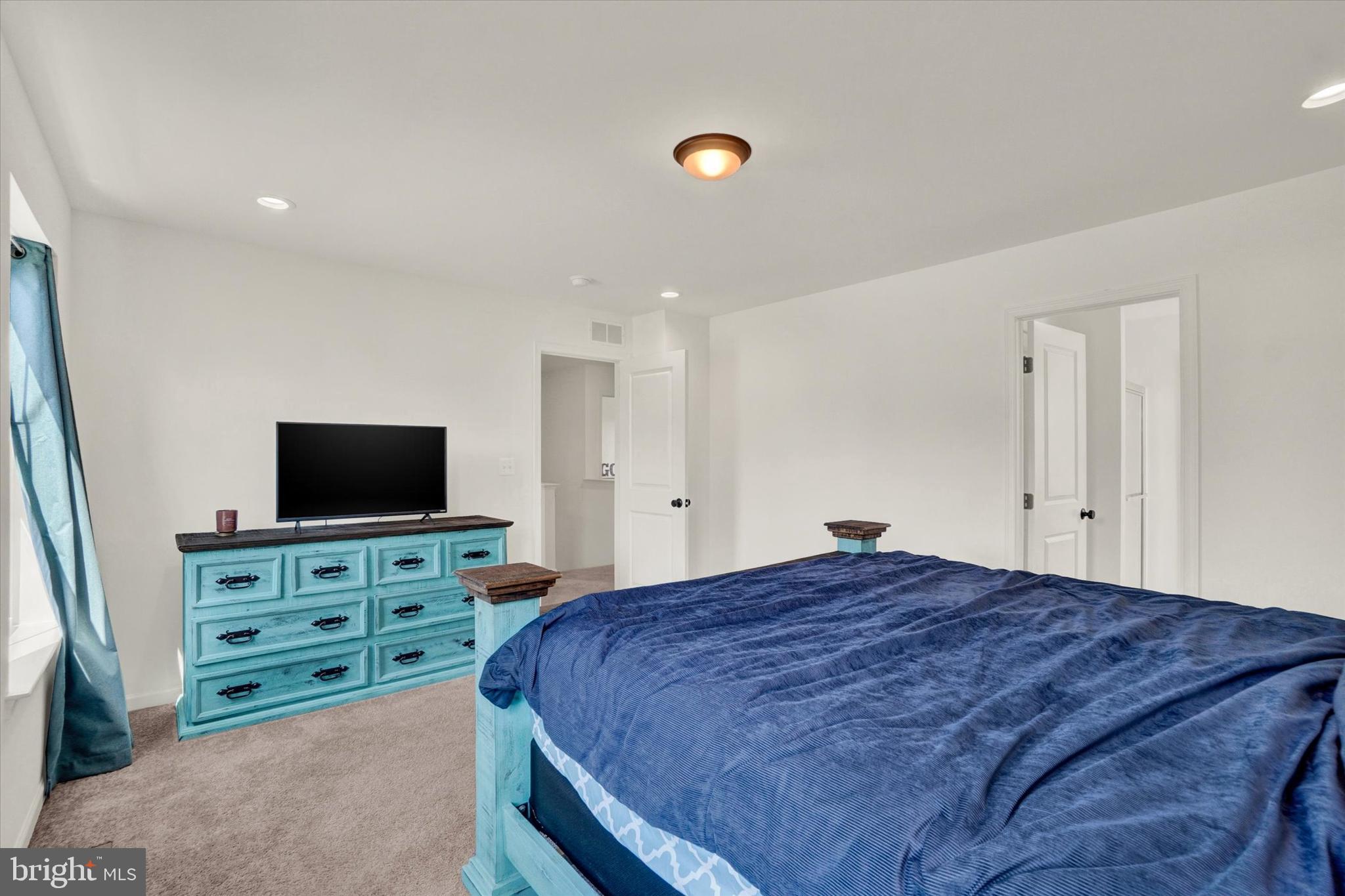 KURTZ SCHOOL VILLAS - Residential