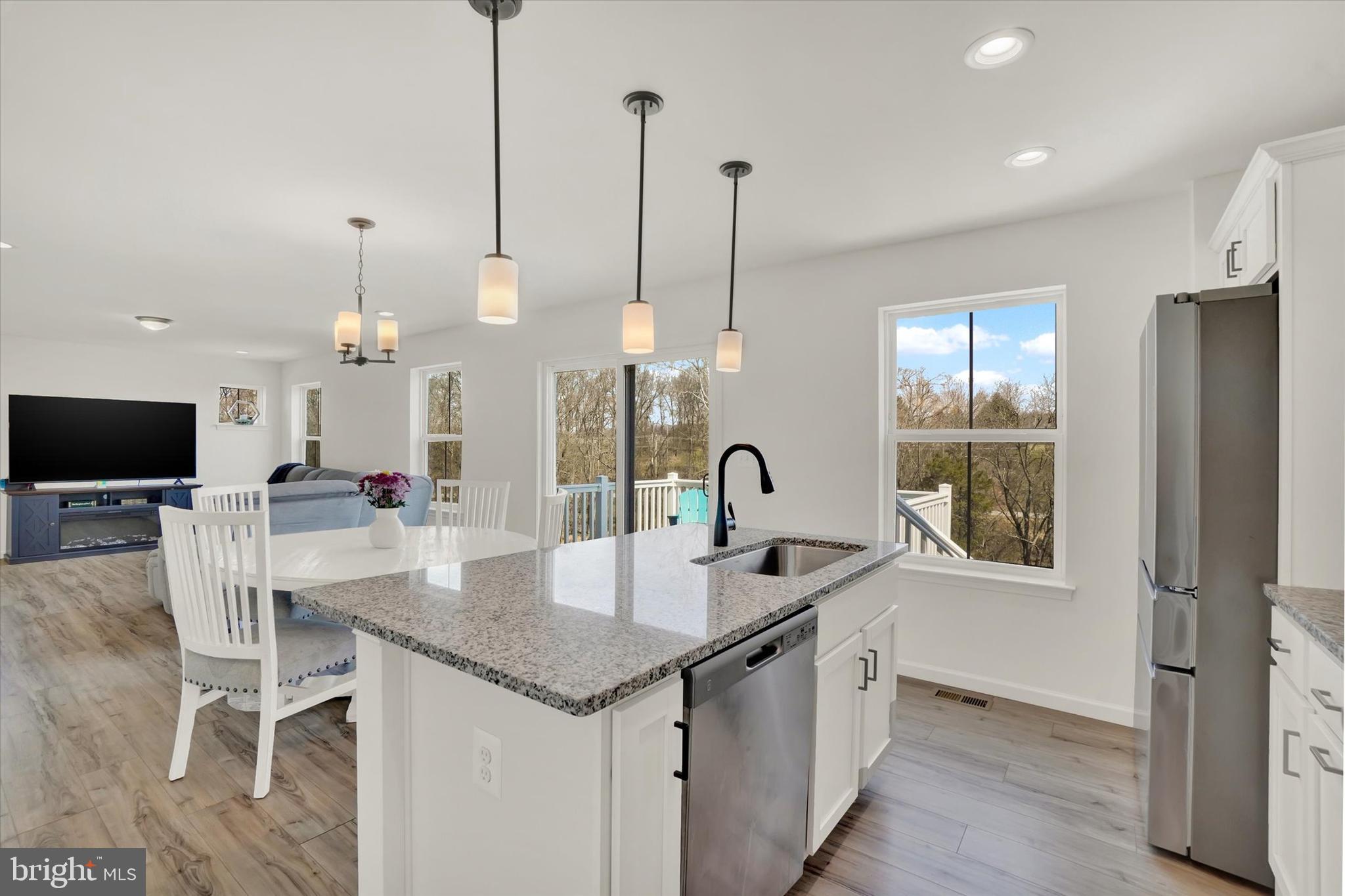 KURTZ SCHOOL VILLAS - Residential