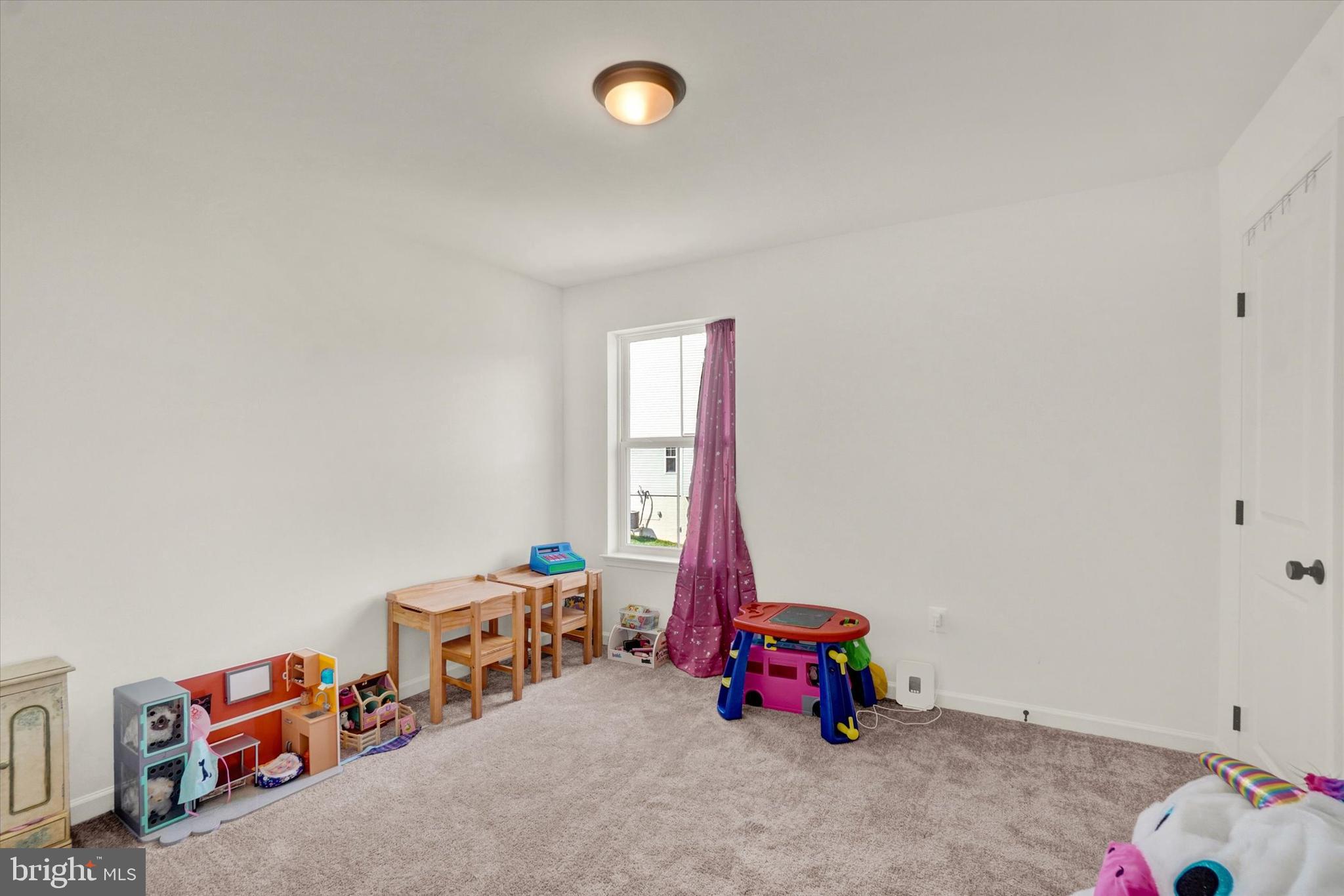 KURTZ SCHOOL VILLAS - Residential