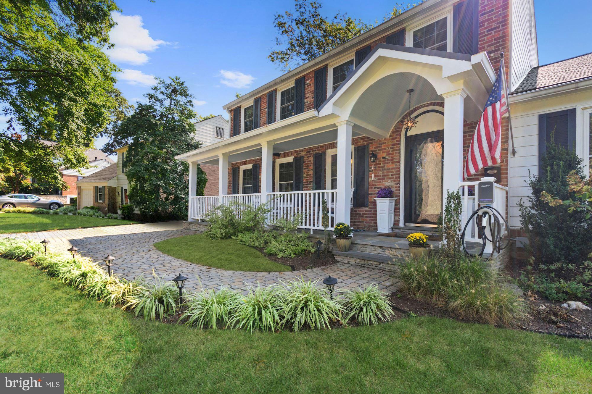 MONTGOMERY SQUARE - Residential Lease