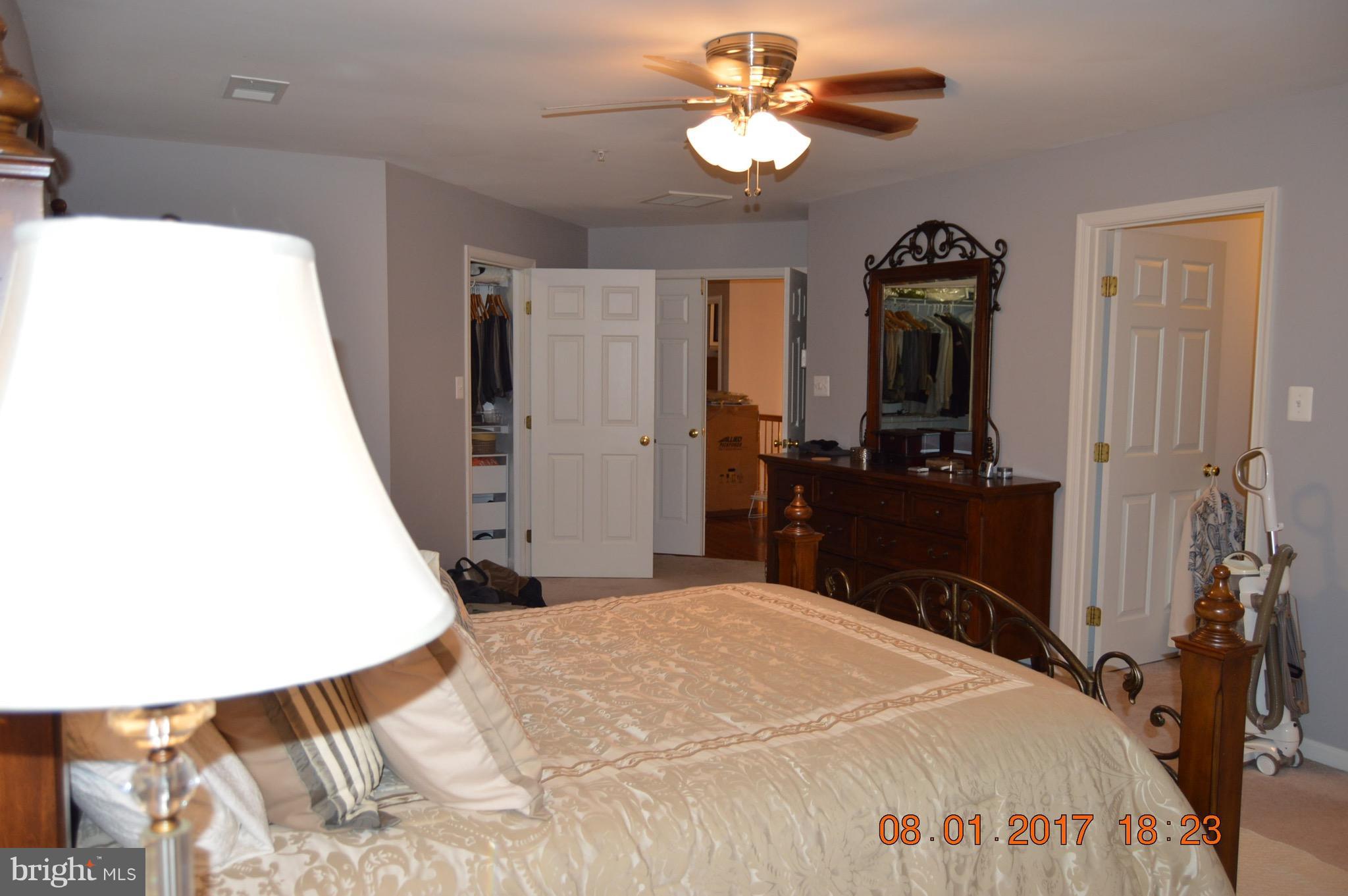 CROSS CREEK CLUB - Residential Lease