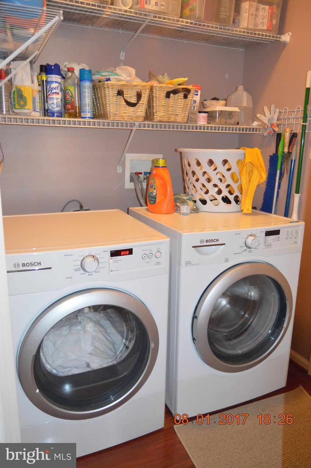 CROSS CREEK CLUB - Residential Lease